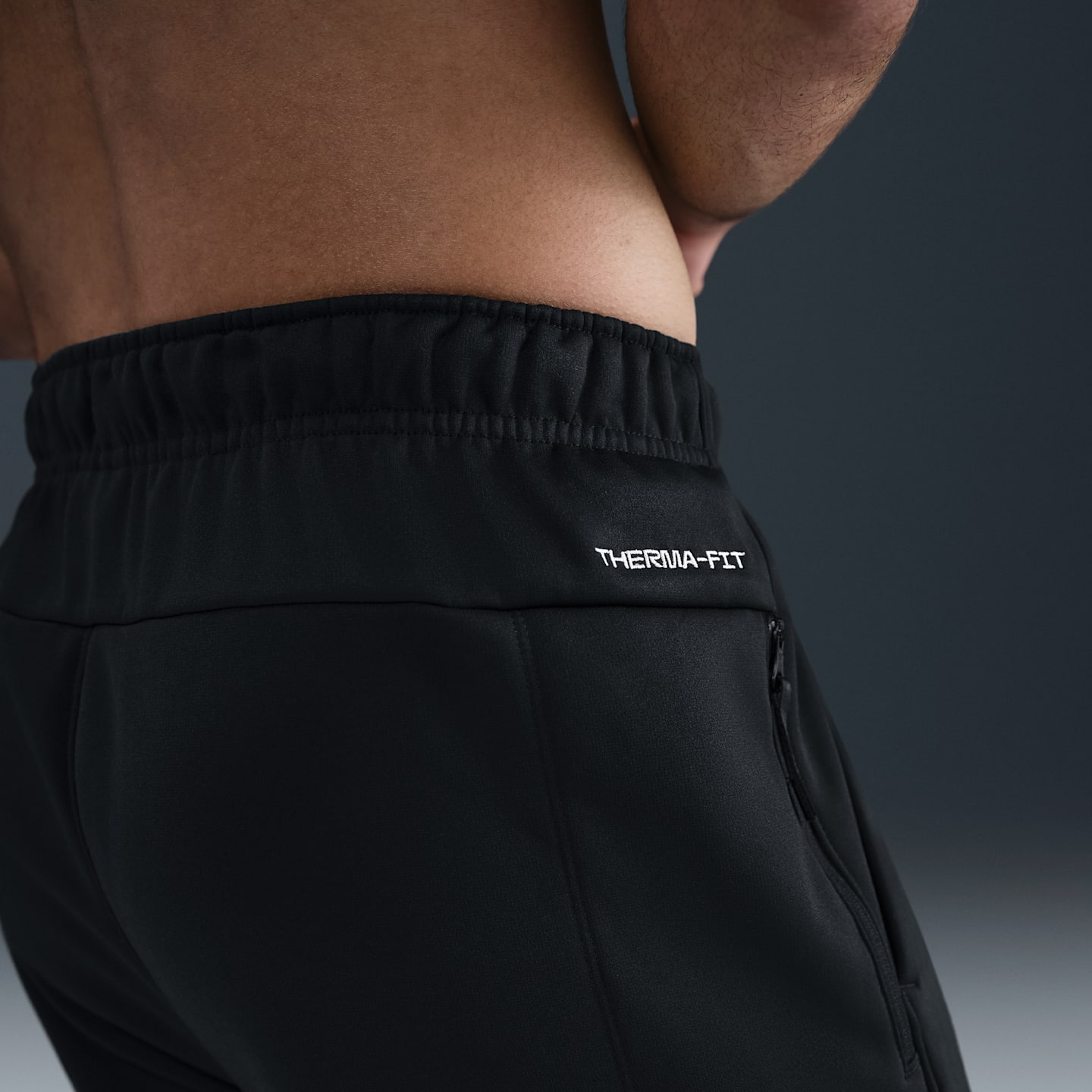 Мужские брюки Nike Men's Therma-FIT Fleece Joggers — фото 3