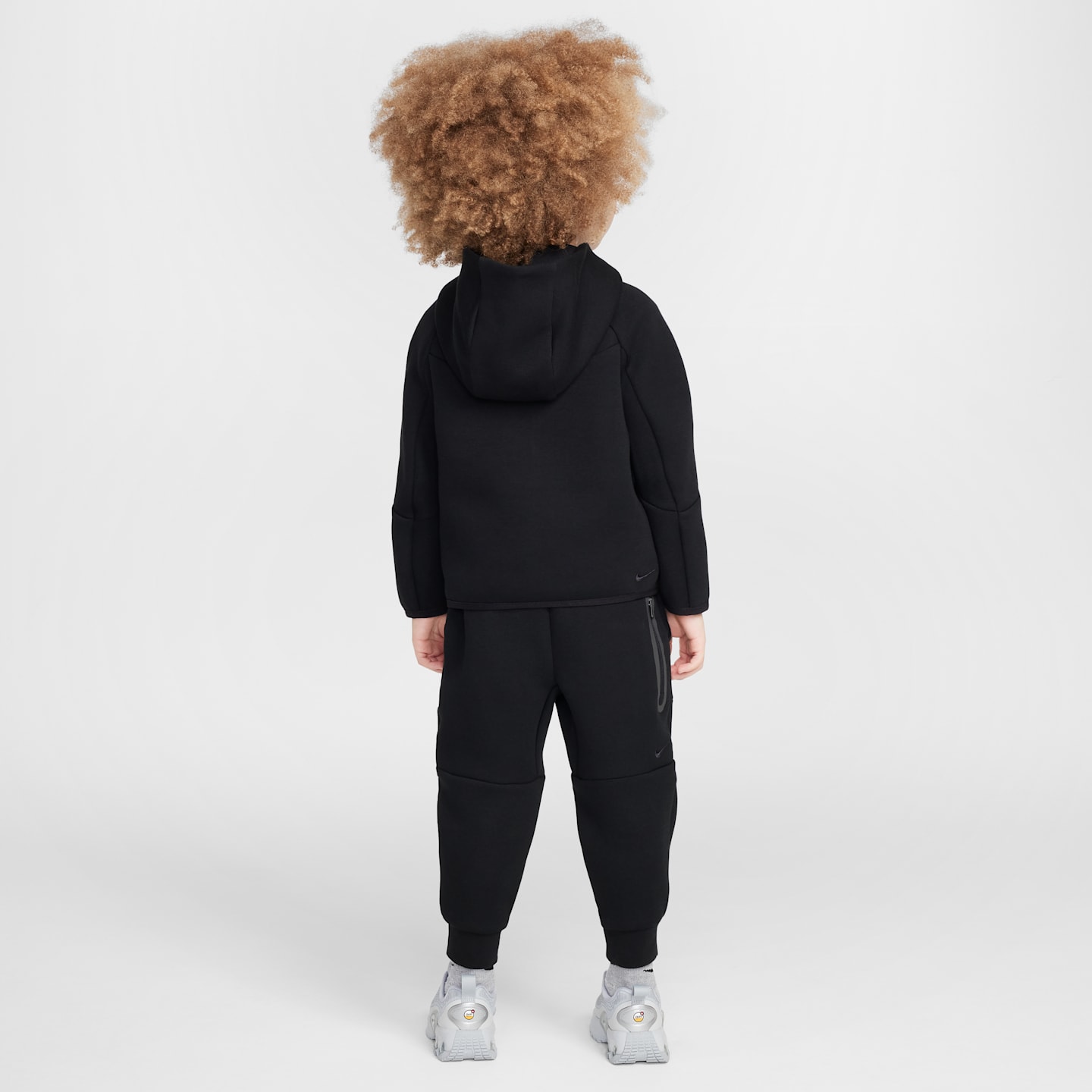 Детские кроссовки Nike Sportswear Little Kids' Tech Fleece 2-Piece Full-Zip Set — фото 2