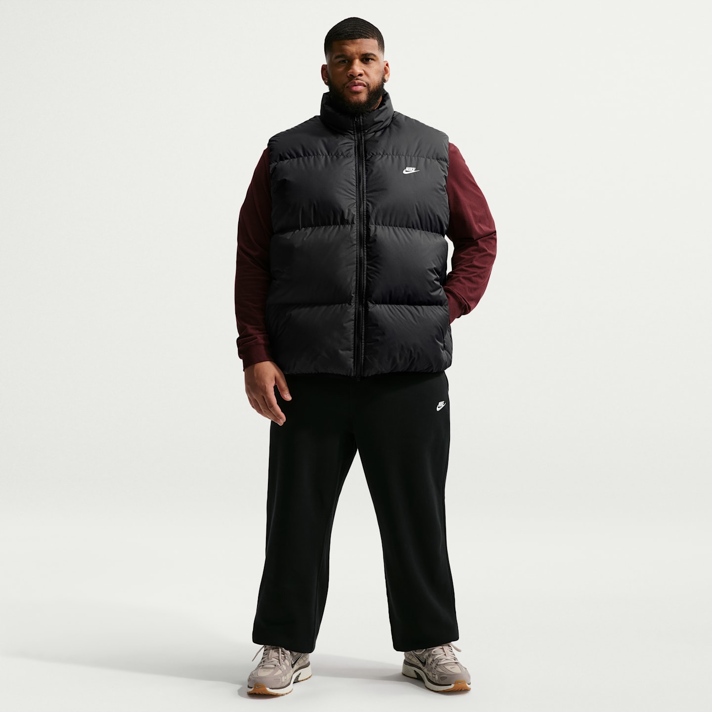 Nike Sportswear Club Men's Therma-FIT Down Puffer Vest — фото 9