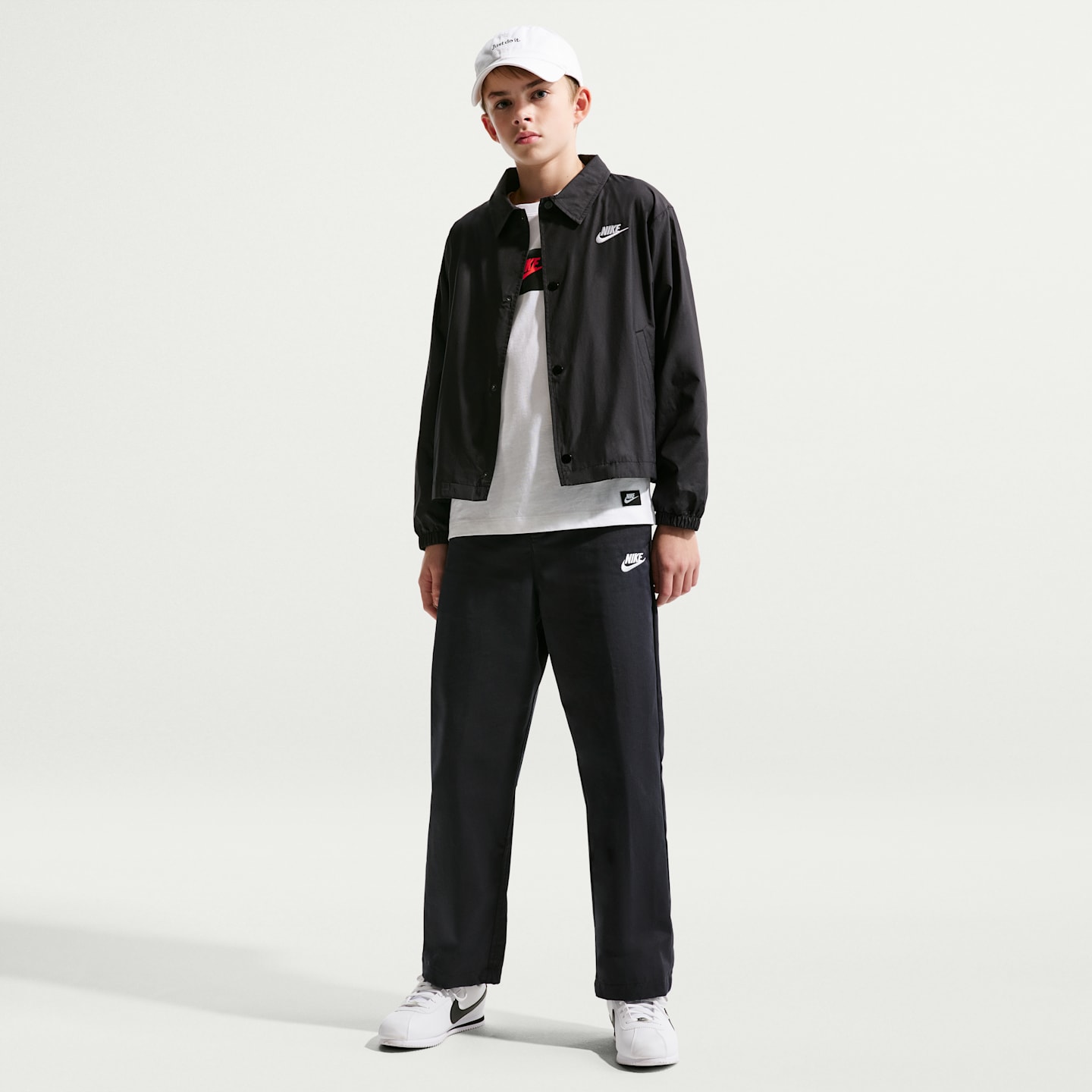 Детские куртки Nike Sportswear Club Big Kids' Repel Coaches' Jacket — фото 7