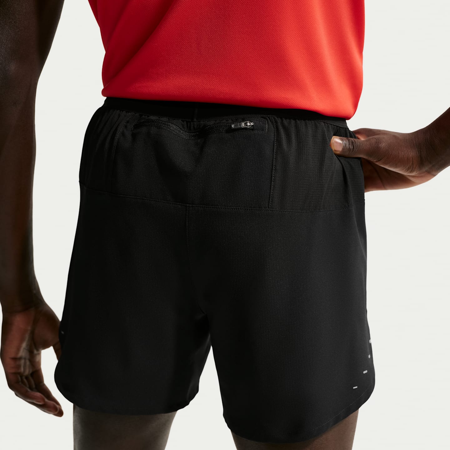 Мужские шорты Nike Stride Men's Dri-FIT 5" 2-in-1 Running Shorts — фото 3