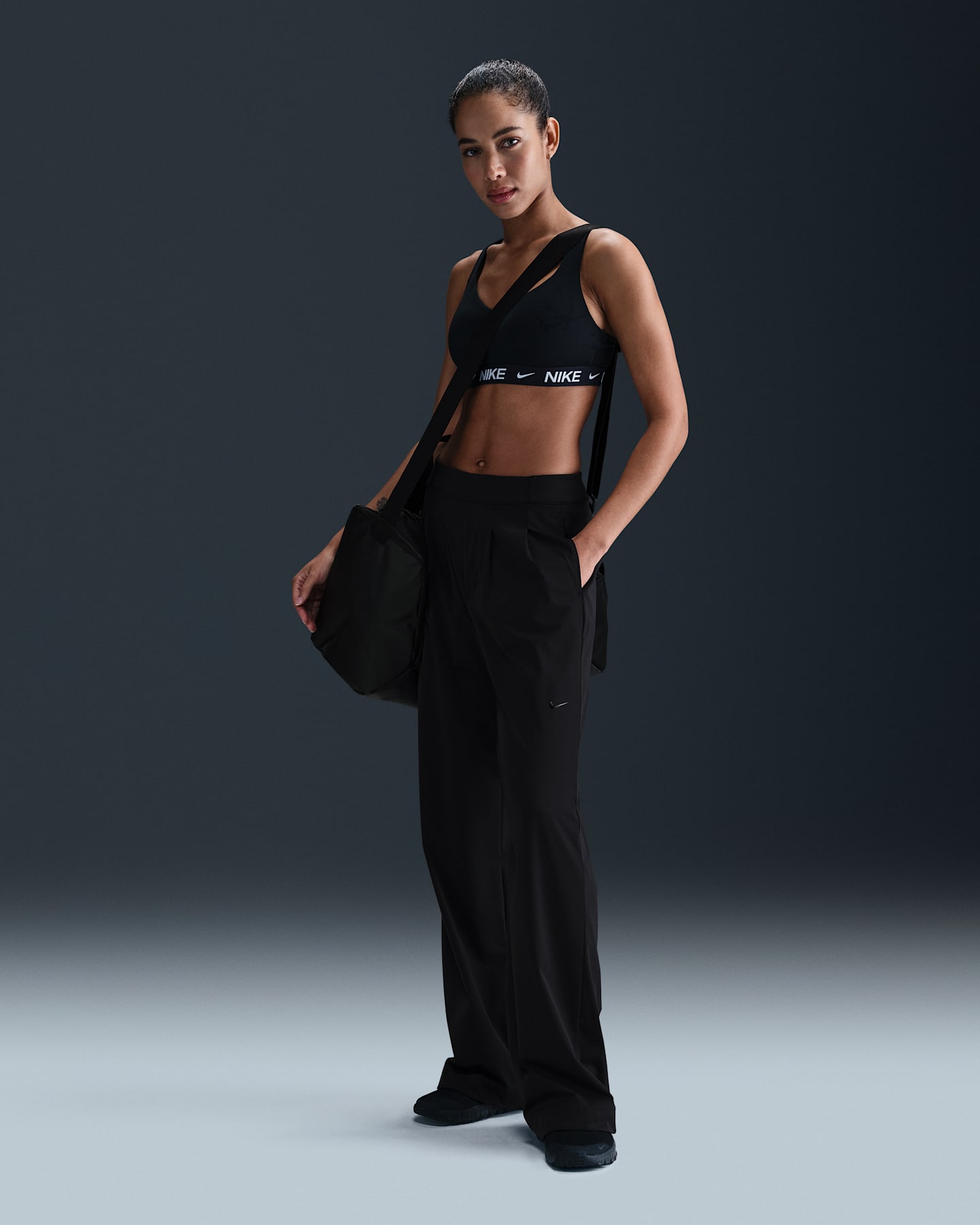 Женские брюки Nike Bliss Women's Dri-FIT Trousers — фото 8
