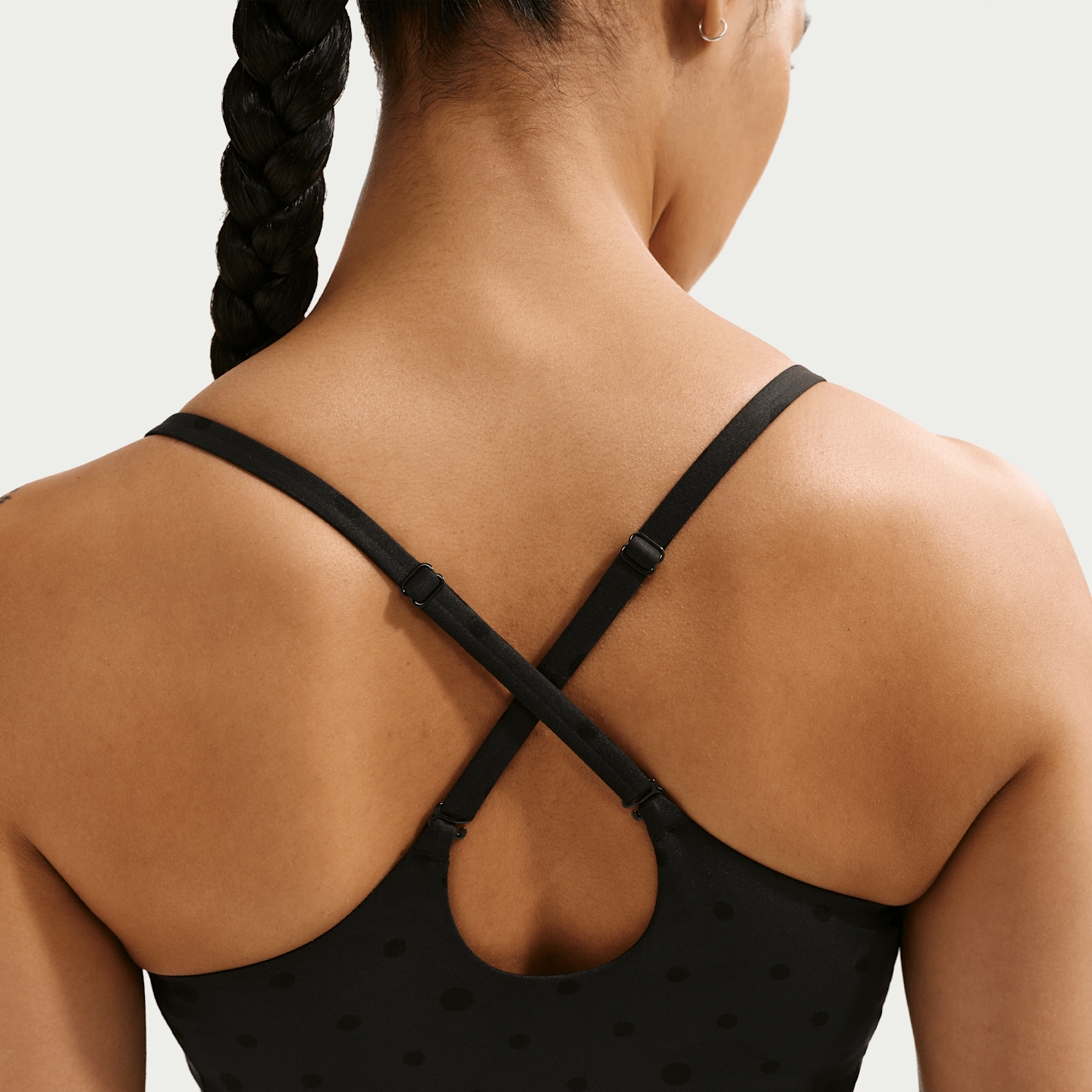 Спортивное бра One, уплотнённая чашка, лёгкая поддержка — Nike — фото 6