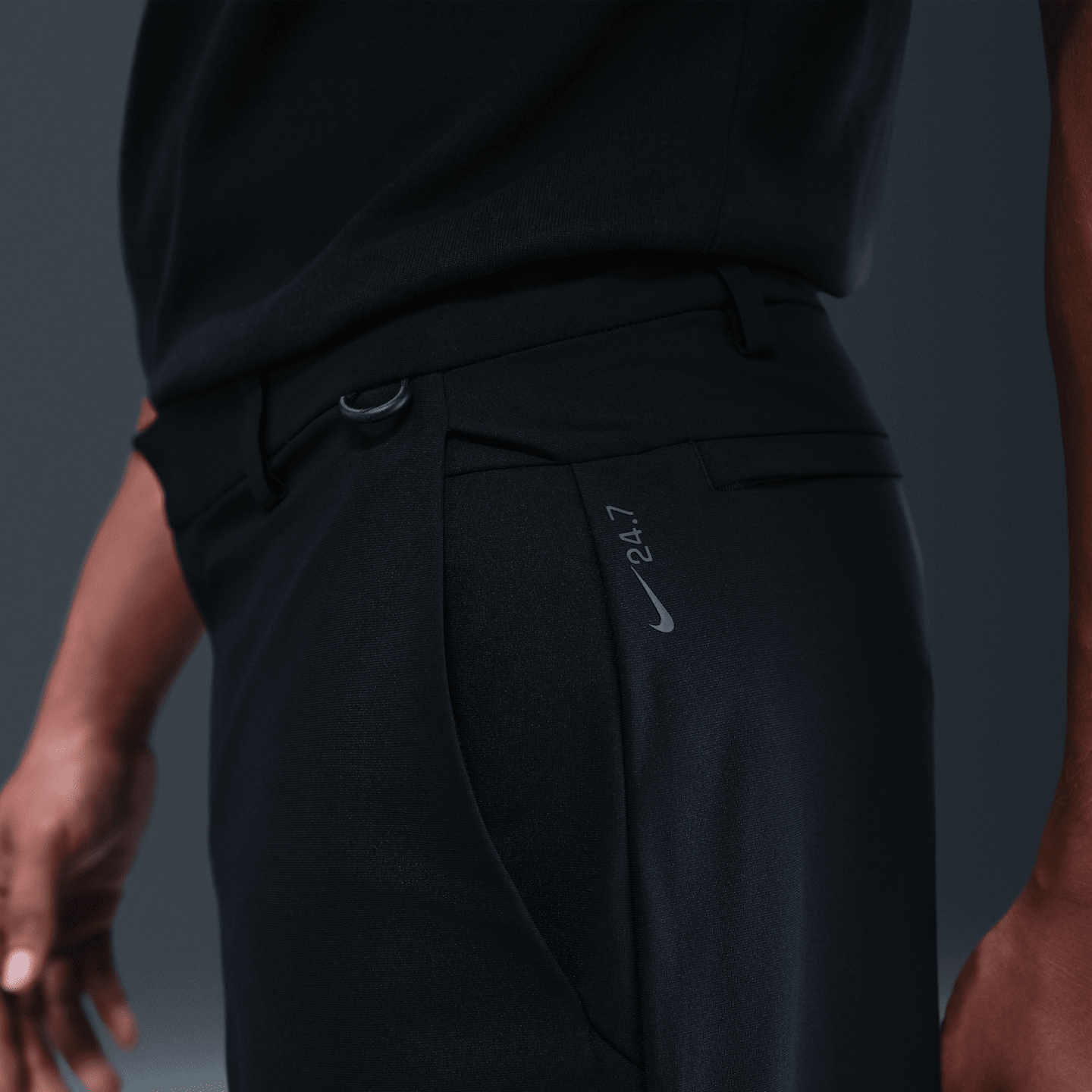 Мужские брюки Nike 24.7 PerfectStretch Men's Dri-FIT Loose-Fit Chino Trousers — фото 3