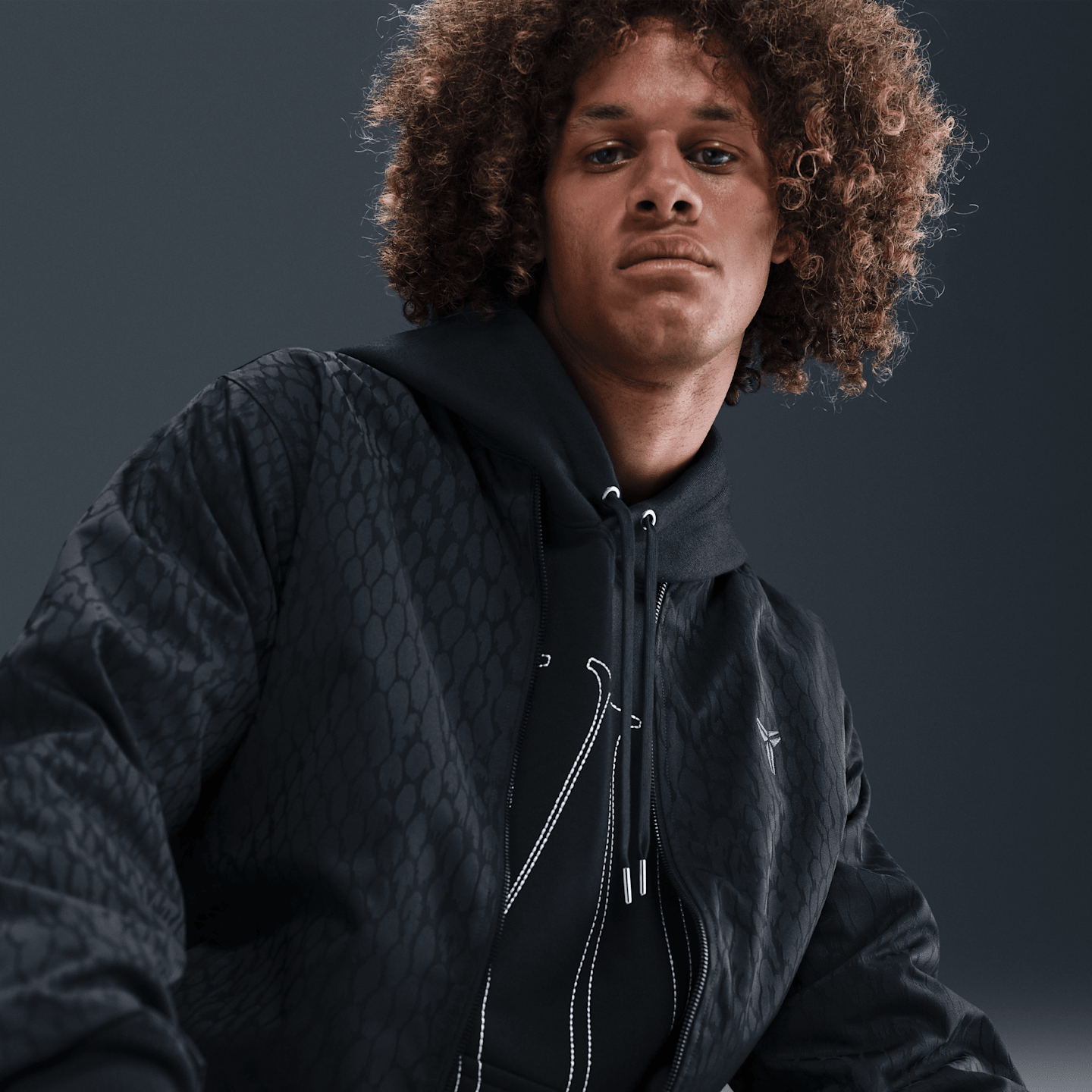 Мужские куртки Nike Kobe Nike Basketball Bomber Jacket — фото 3