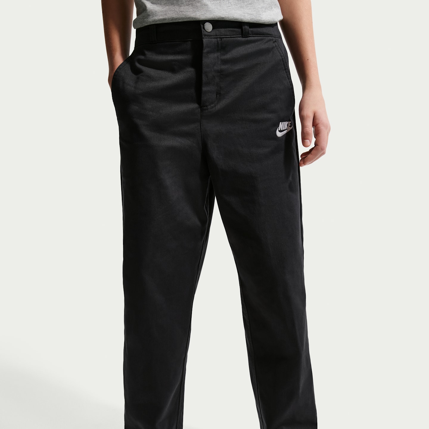 Детские брюки Nike Sportswear Club Big Kids' Woven Everyday Pants — фото 2