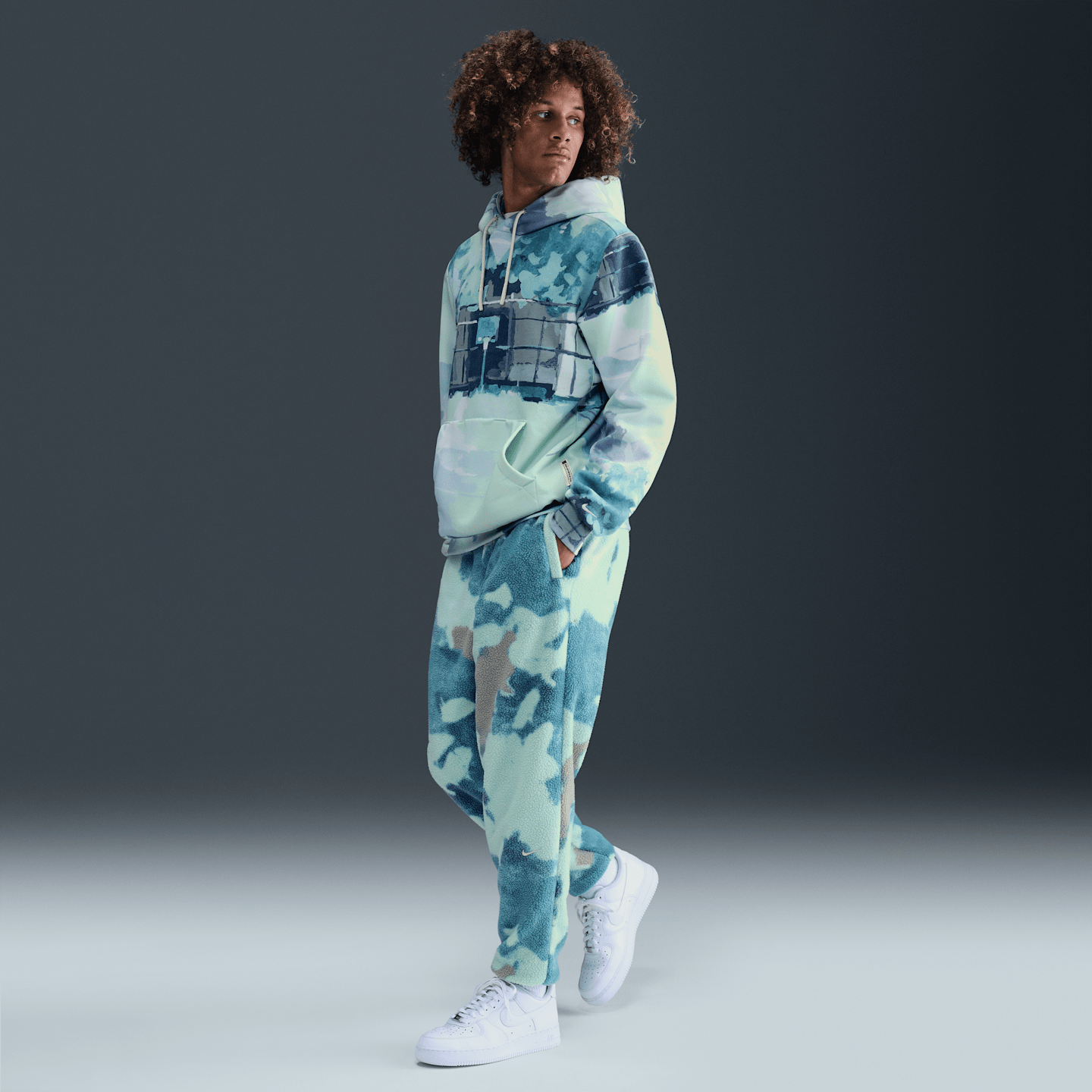 Мужские брюки Nike Men's Therma-FIT Sherpa Basketball Pants — фото 1