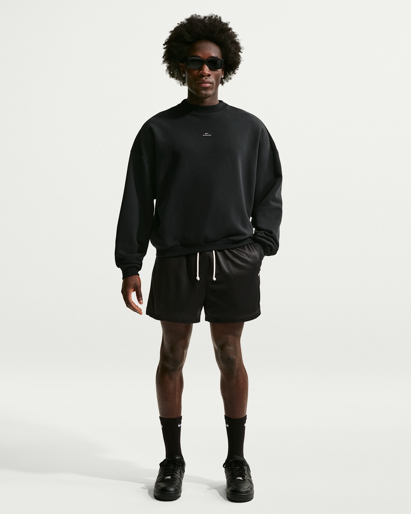 Мужские шорты Nike Standard Issue Men's 5" Practice Mesh Basketball Shorts — фото 6
