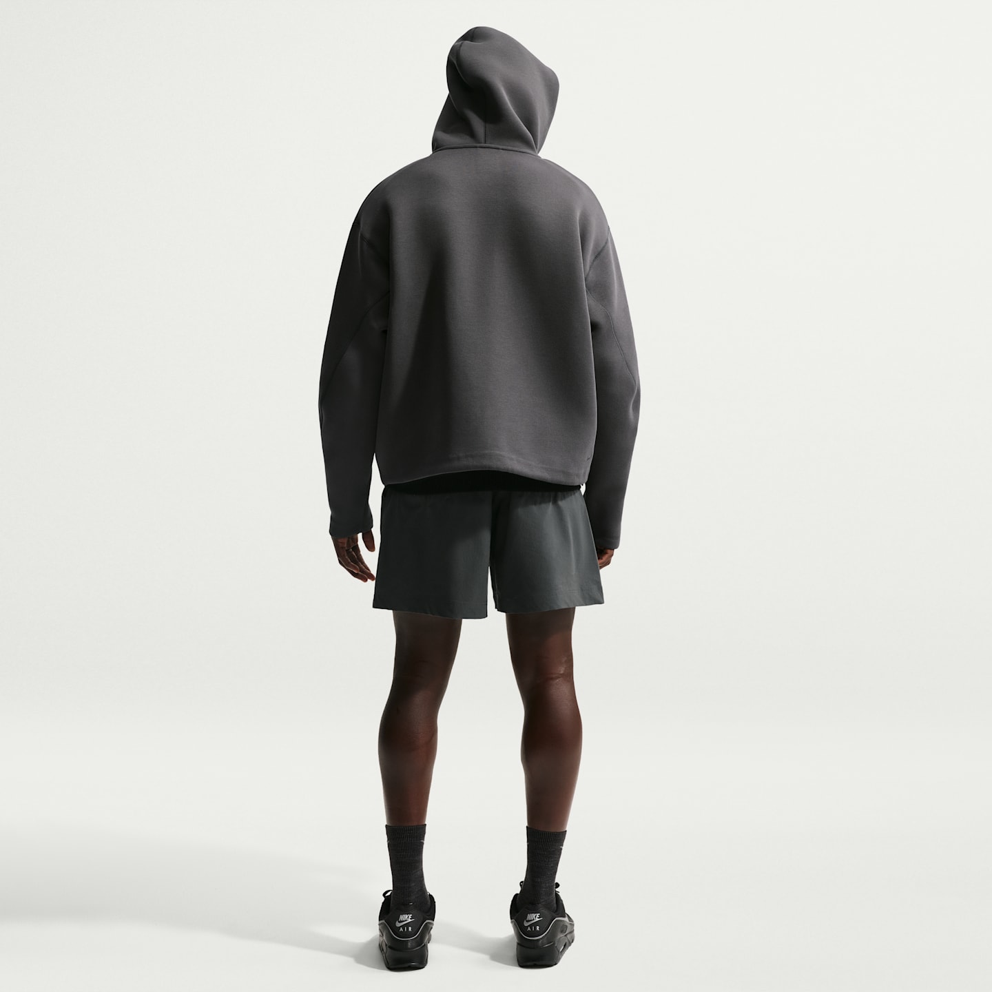 Мужские шорты Nike Tech Men's Woven Shorts — фото 5