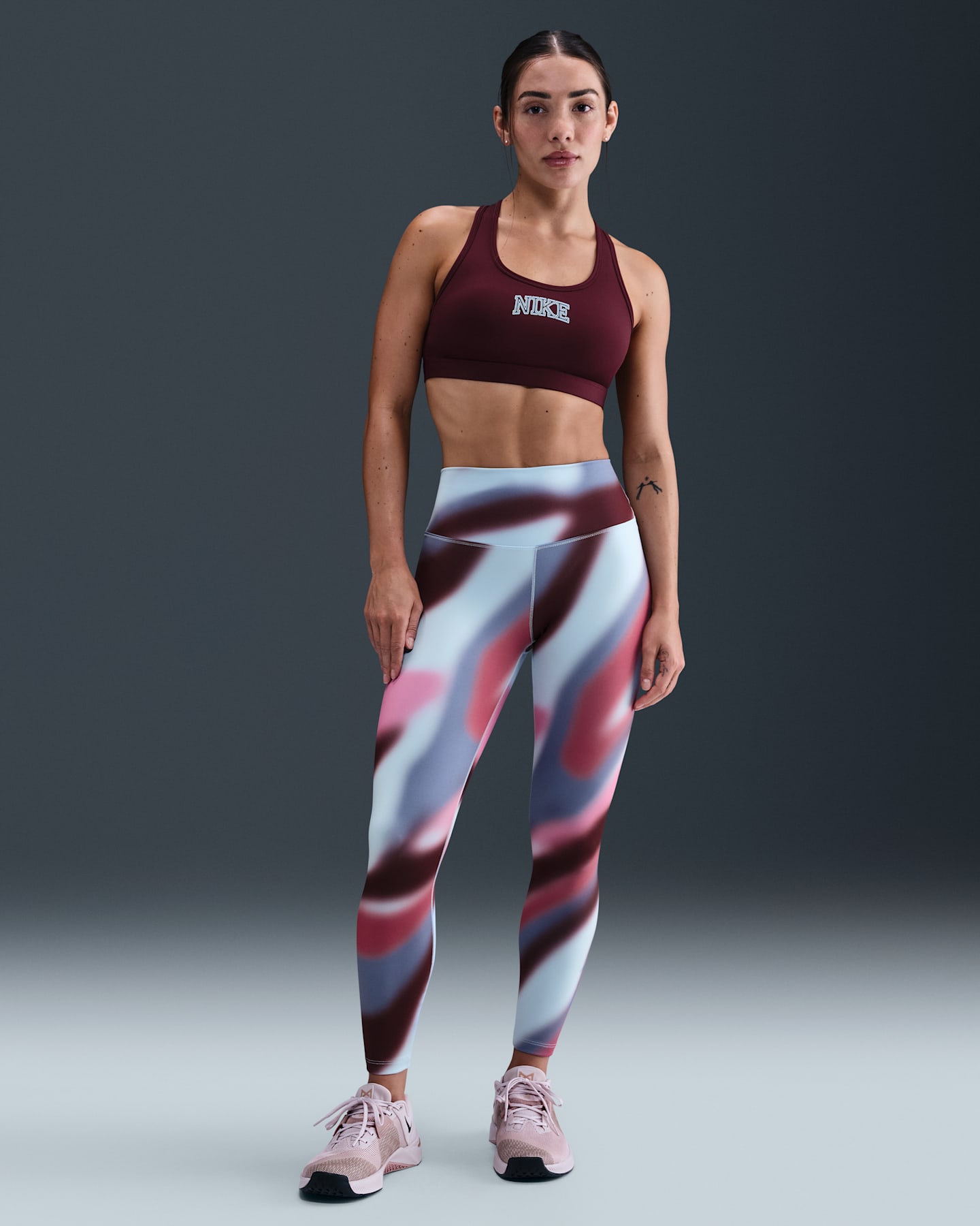 Женские леггинсы Nike One Women's Dri-FIT High-Waisted 7/8 Leggings — фото 7