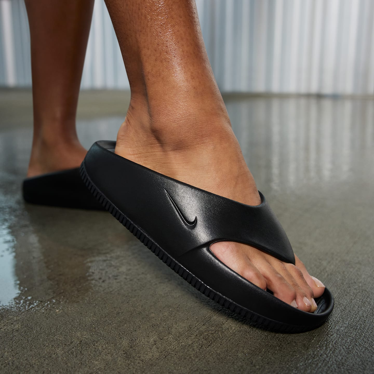 Женские сандалии Nike Calm Women's Flip-Flops — фото 2