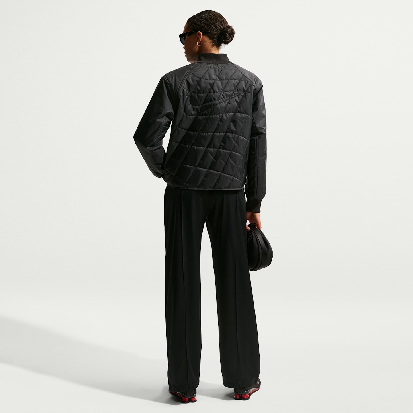 Женские куртки Nike Sportswear Women's Loose Quilted Jacket — фото 5