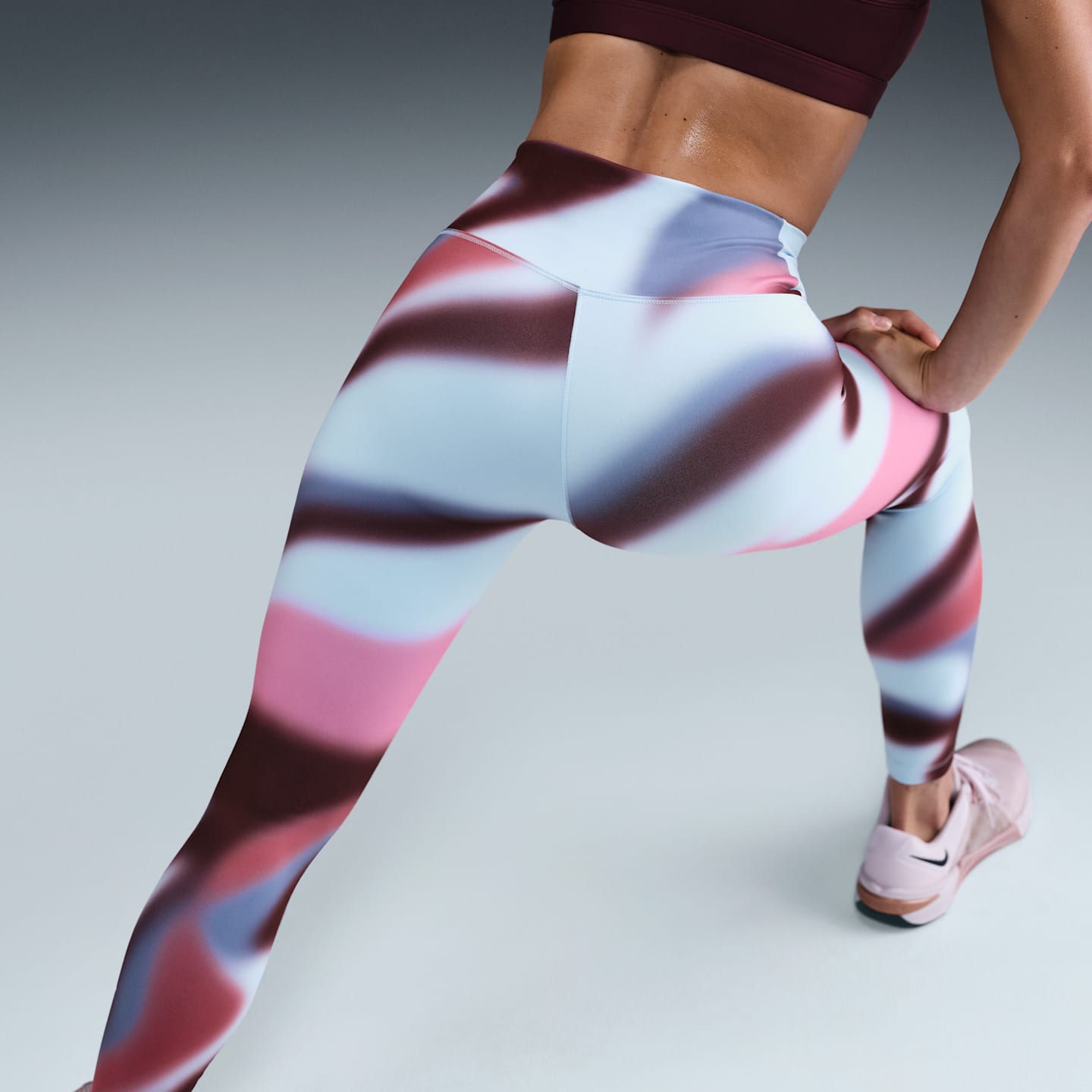 Женские леггинсы Nike One Women's Dri-FIT High-Waisted 7/8 Leggings — фото 3
