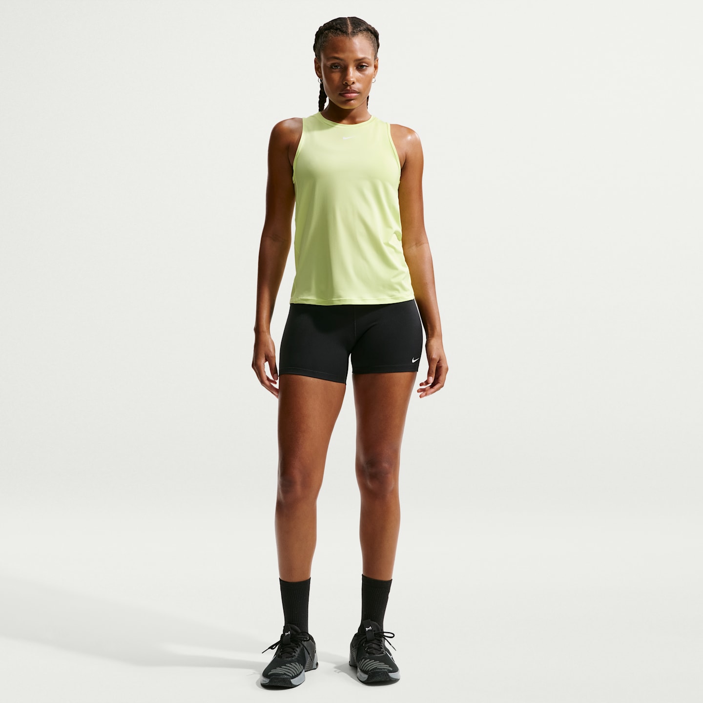 Женские шорты Nike One Women's High-Waisted 5" Biker Shorts — фото 1