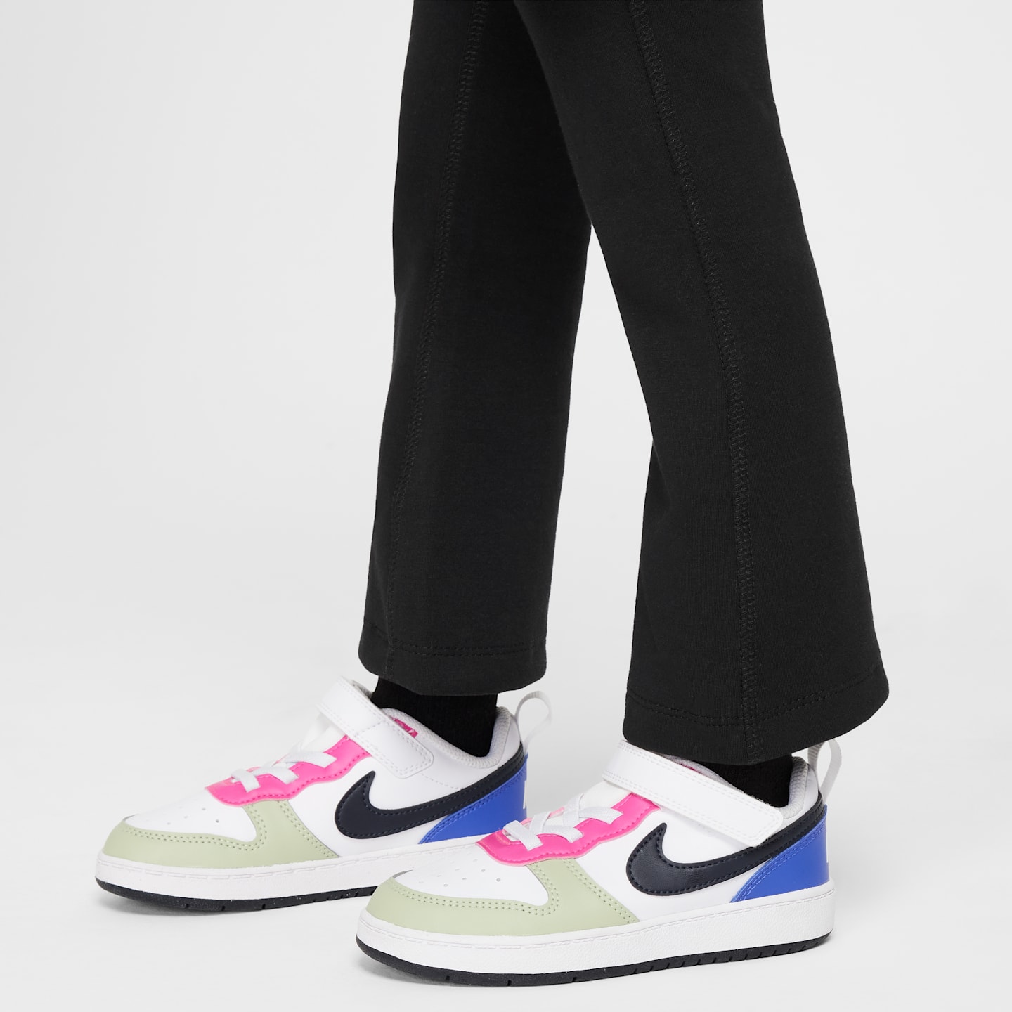 Детские леггинсы Nike Little Kids' Dri-FIT Flared Leggings — фото 4
