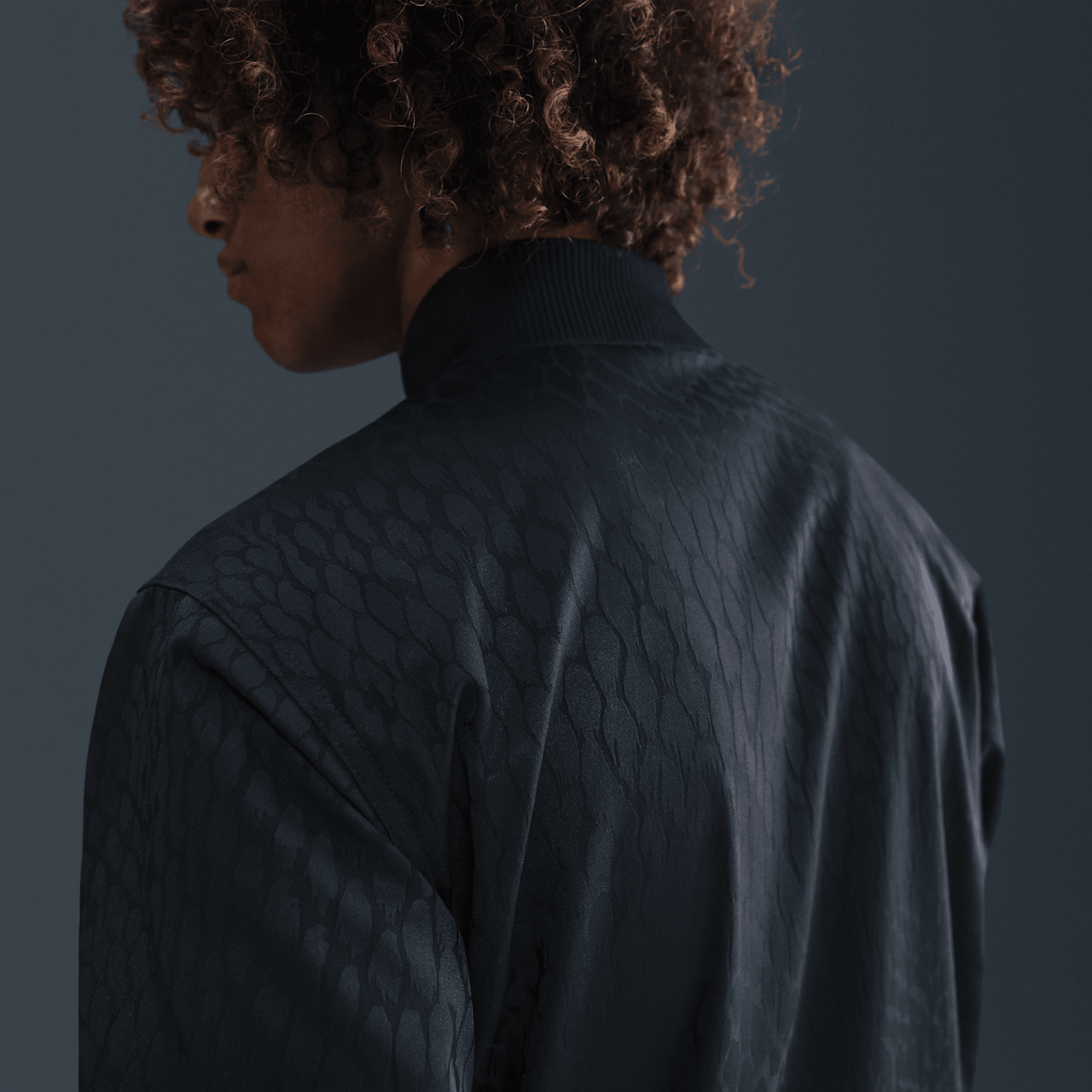 Мужские куртки Nike Kobe Nike Basketball Bomber Jacket — фото 2