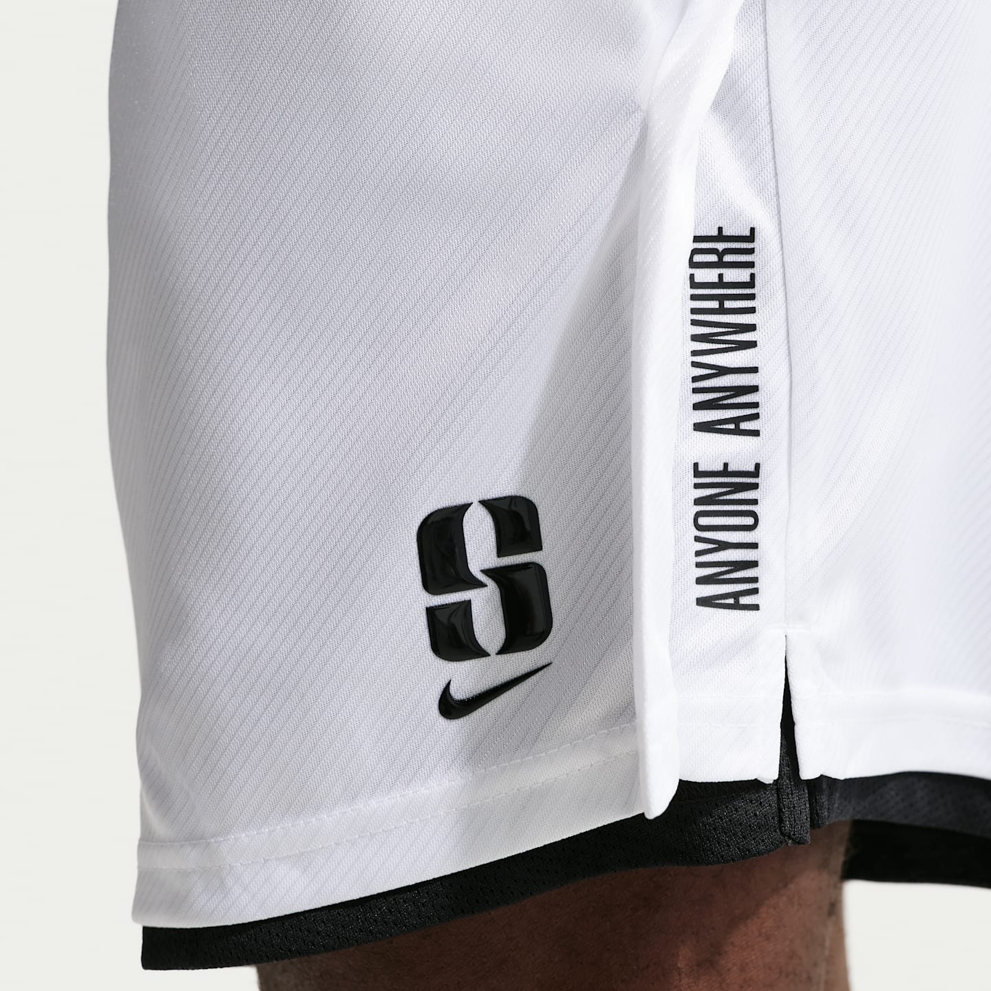 Женские шорты Nike Sabrina Dri-FIT Reversible Basketball Shorts — фото 9