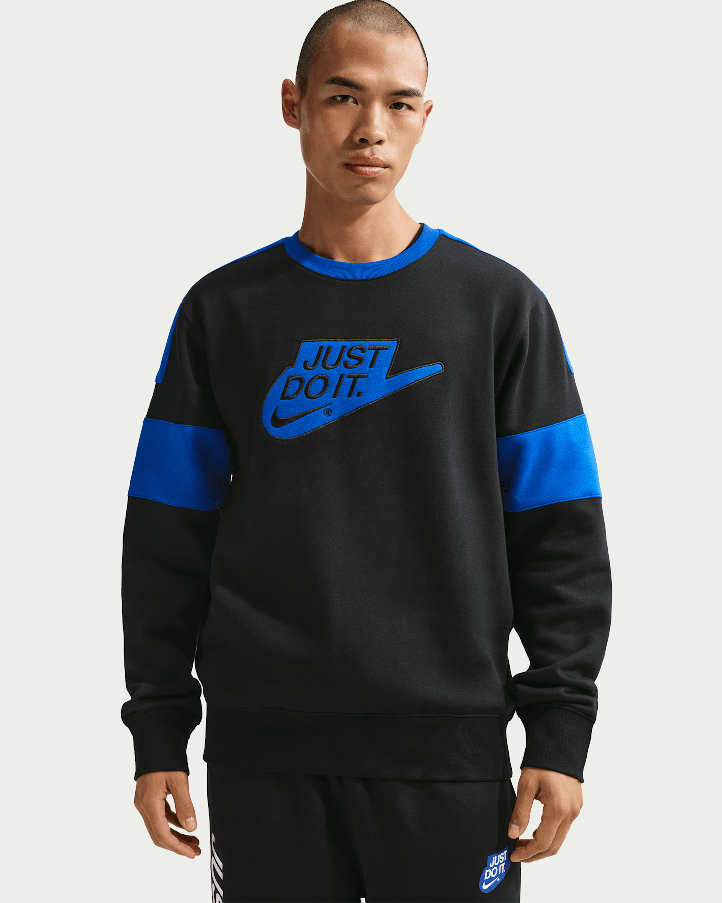 Мужские худи Nike Sportswear Club Men's Fleece Crew-Neck Sweatshirt — фото 6