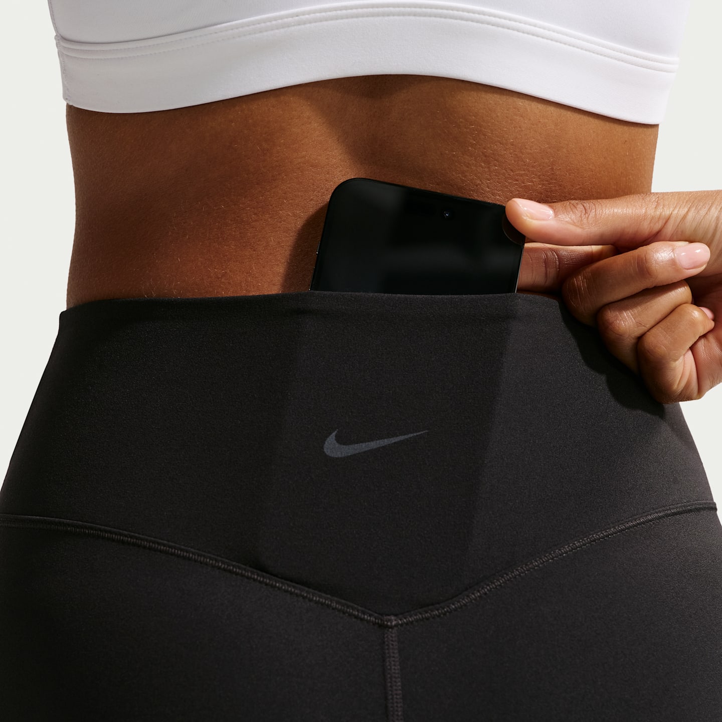 Женские леггинсы Nike Zenvy Women's High-Waisted Capri Leggings — фото 6