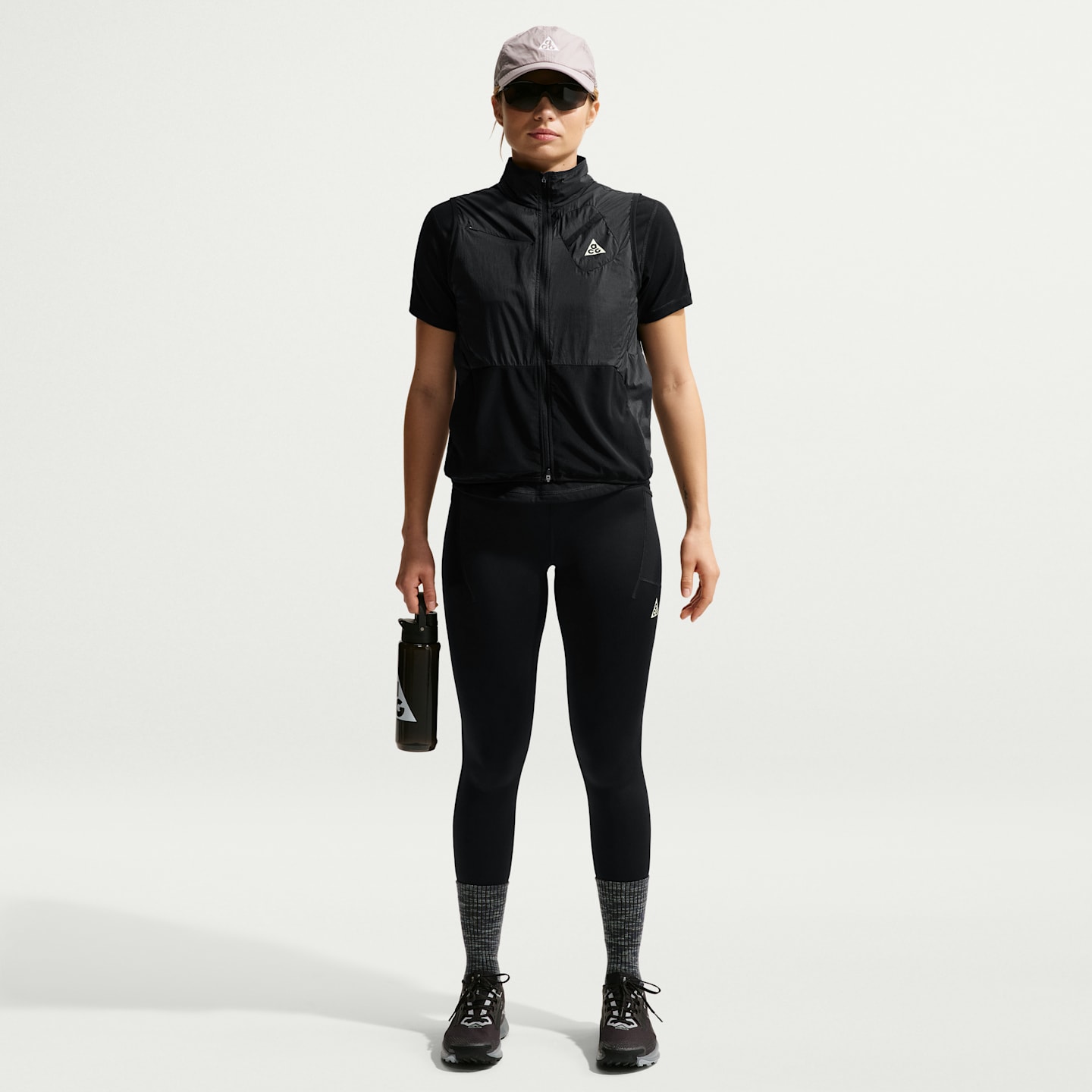 Женские леггинсы Nike ACG Women's Dri-FIT High-Waisted 7/8 Trail Running Leggings — фото 1