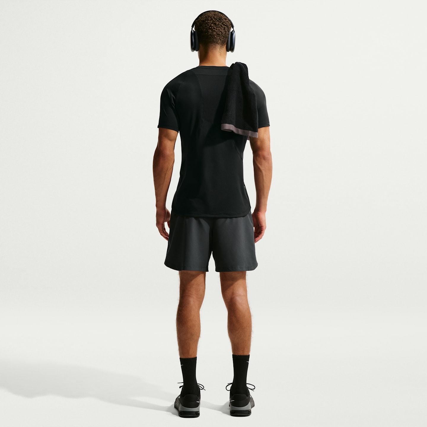 Мужские топы Nike Pro Training Men's Dri-FIT ADV Short-Sleeve Top — фото 5