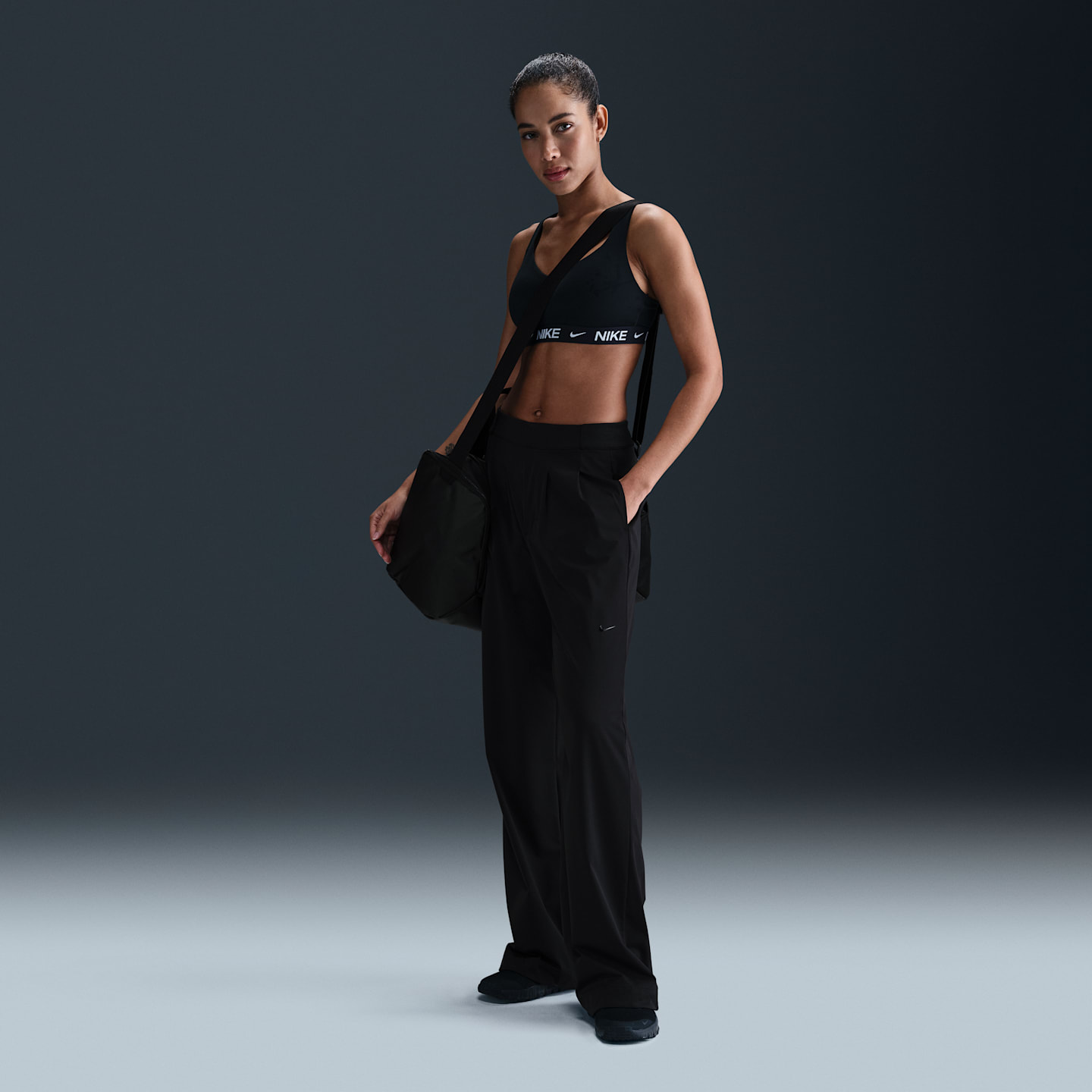 Женские брюки Nike Bliss Women's Dri-FIT Trousers — фото 1