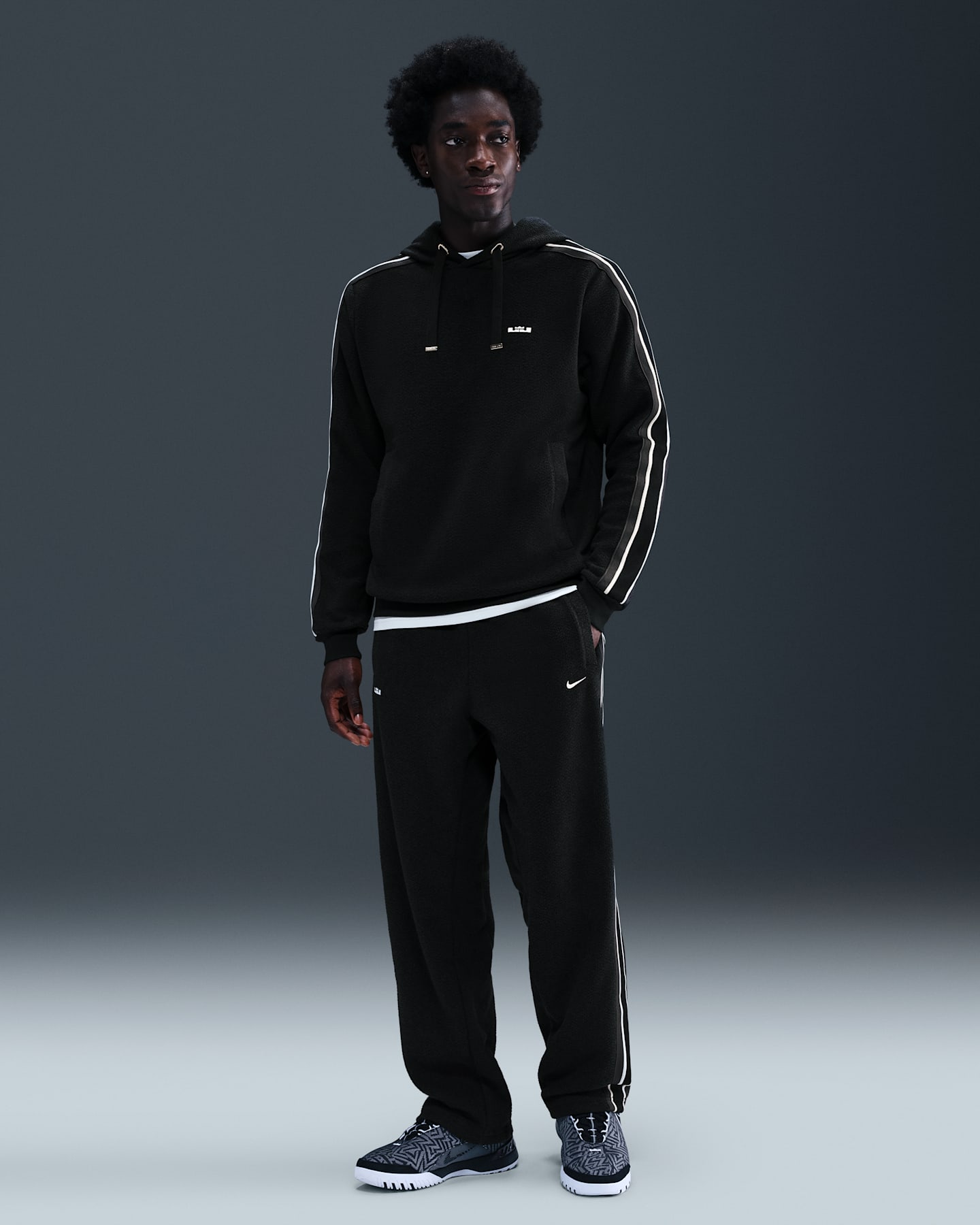 Мужские брюки Nike LeBron Standard Issue Men's Therma-FIT Basketball Pants — фото 6