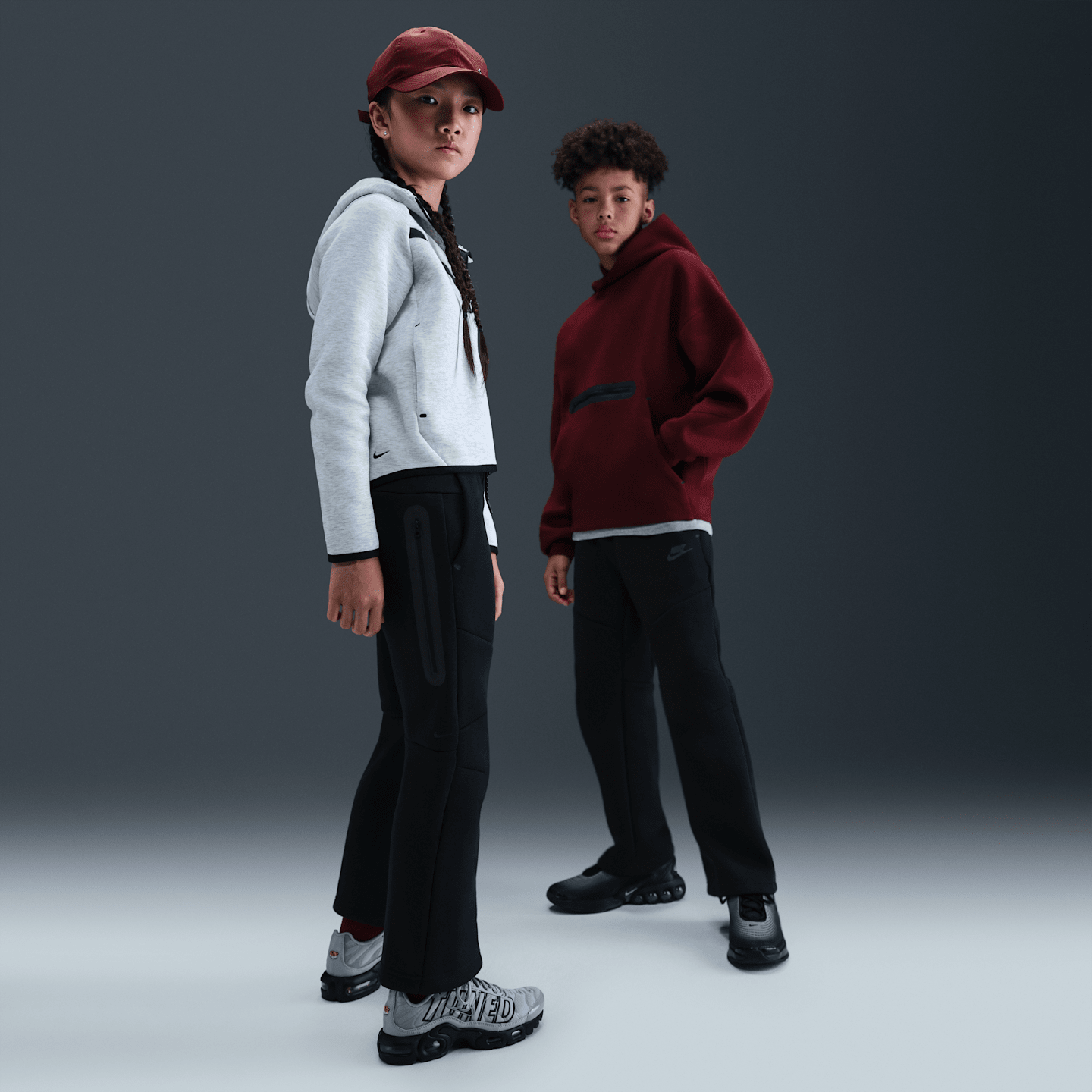 Детские брюки Nike Sportswear Tech Fleece Big Kids' (Boys') Open-Hem Pants