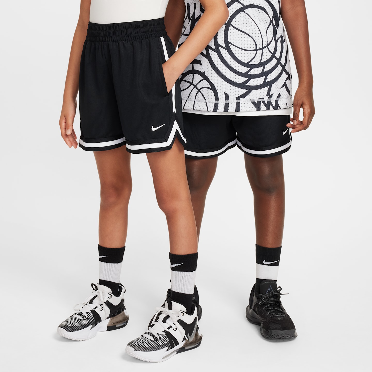 Детские шорты Nike DNA Big Kids' 5" Basketball Shorts — фото 1