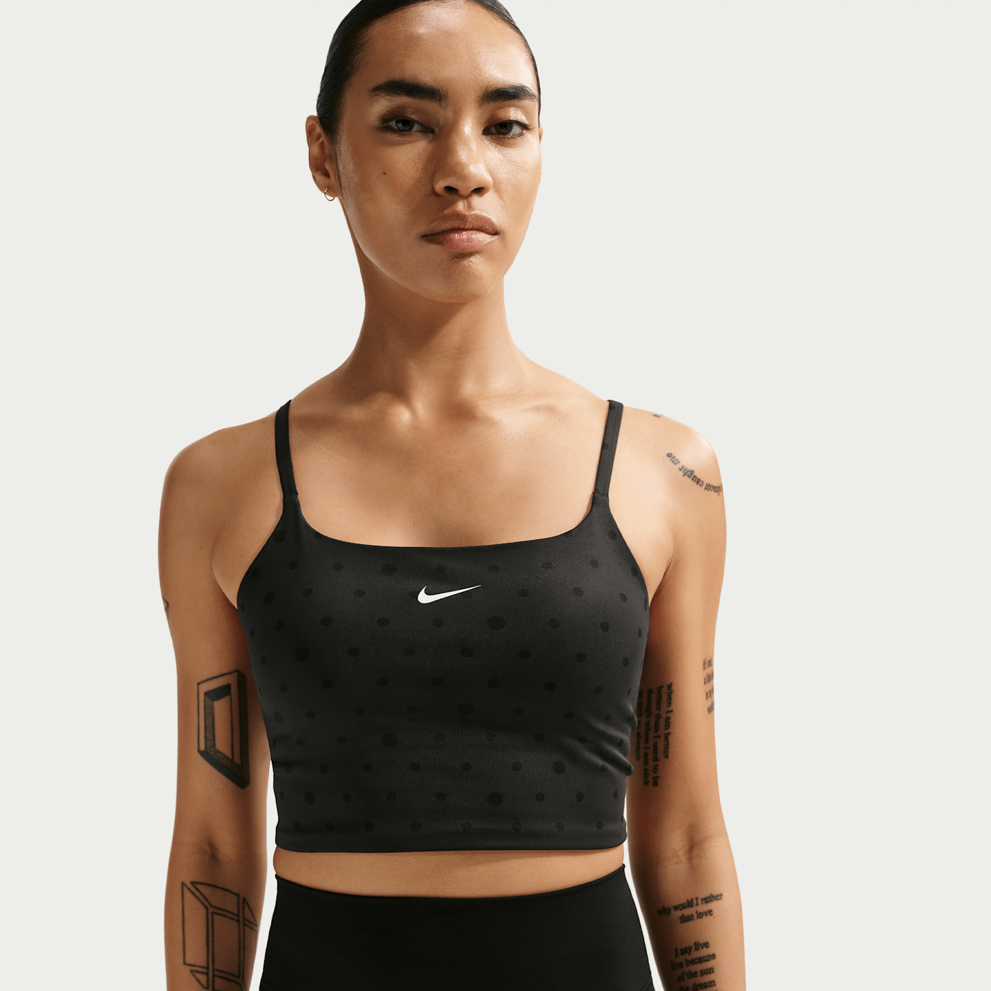 Спортивное бра One, уплотнённая чашка, лёгкая поддержка — Nike — фото 1