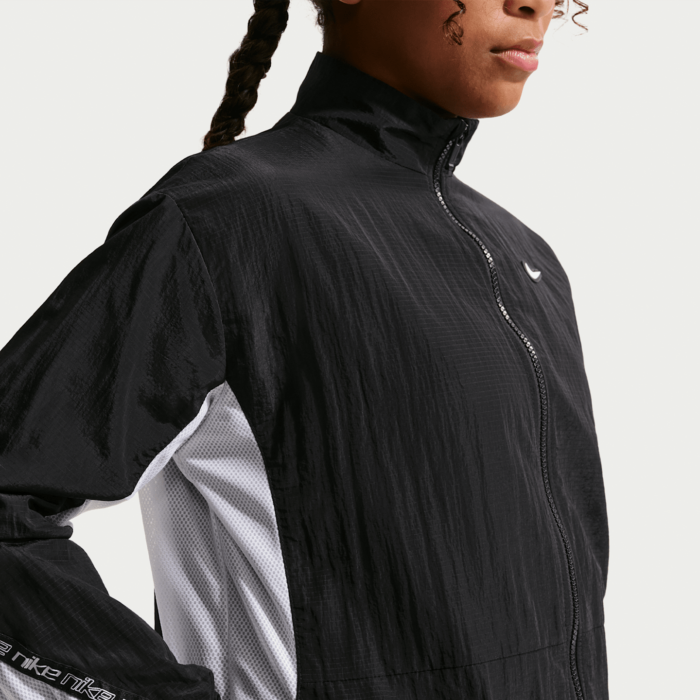 Детские куртки Nike Sportswear Big Kids' (Girls') Woven Jacket — фото 3