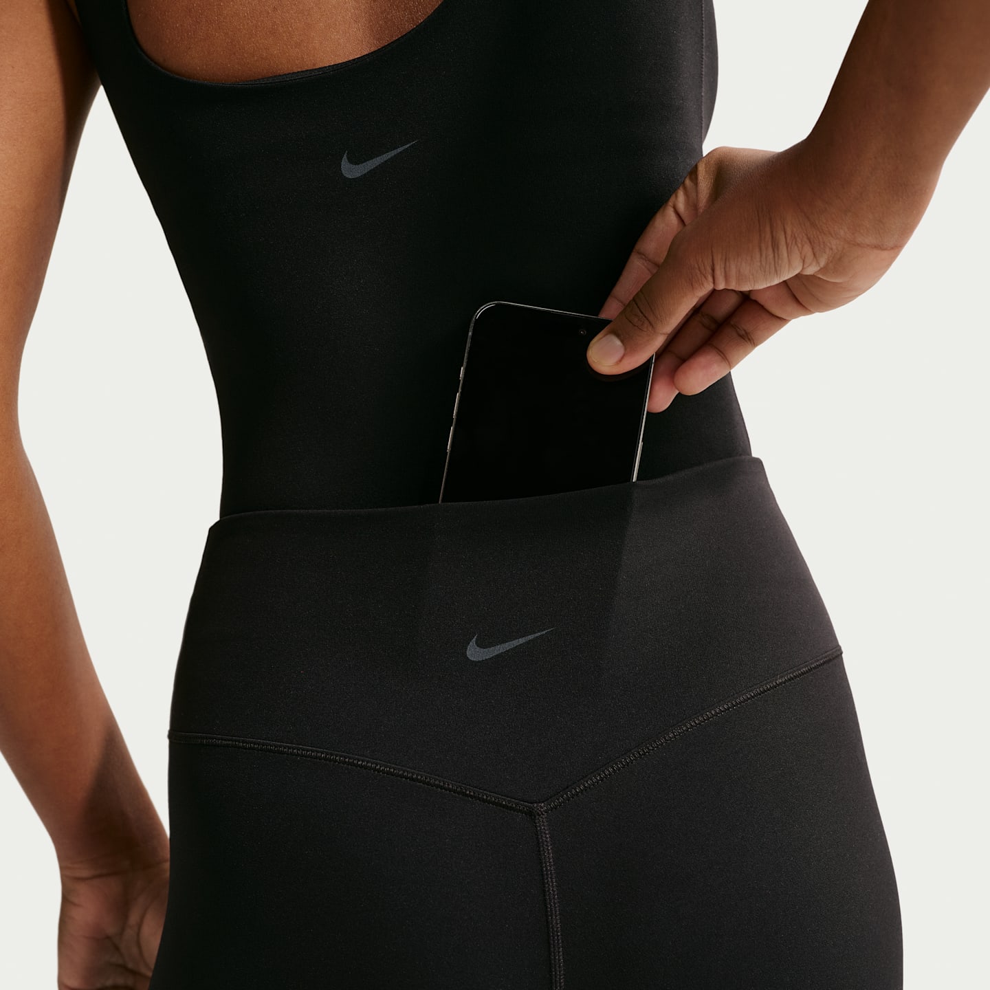 Женские леггинсы Nike Zenvy Women's High-Waisted Full-Length Leggings with No Front Seam — фото 6