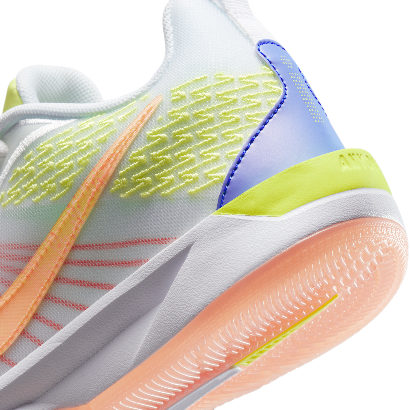 Детские кроссовки Nike Sabrina 2 SE Big Kids' Basketball Shoes — фото 8