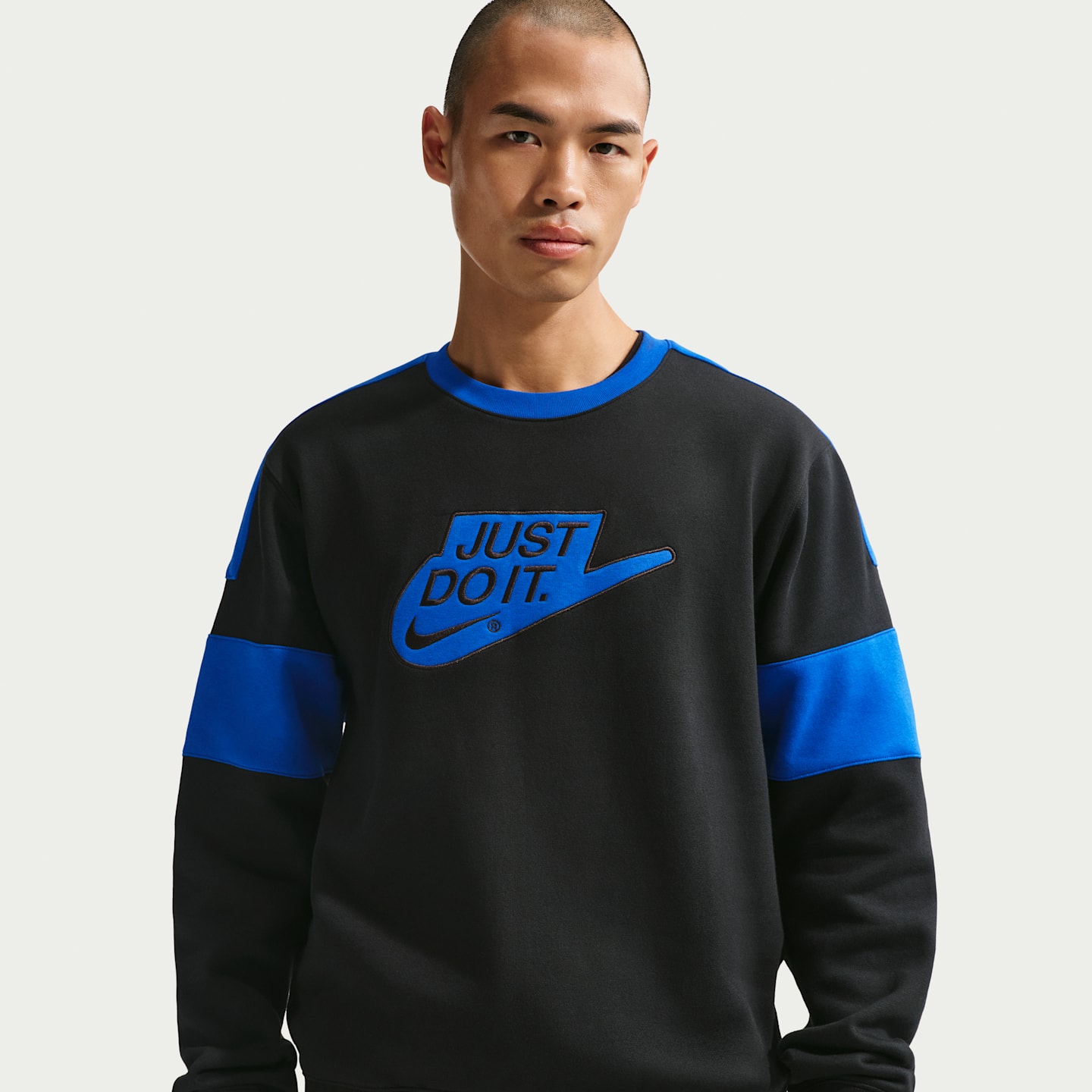 Мужские худи Nike Sportswear Club Men's Fleece Crew-Neck Sweatshirt — фото 1