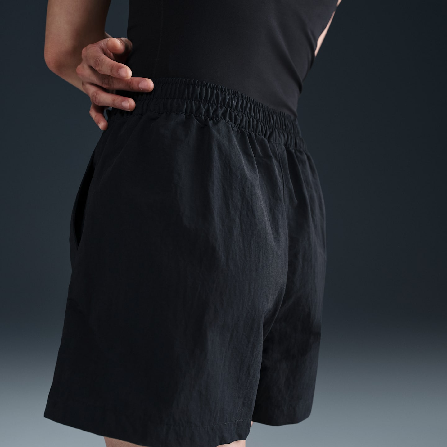 Женские юбки Nike Sportswear Essential Women's Woven Skort — фото 3