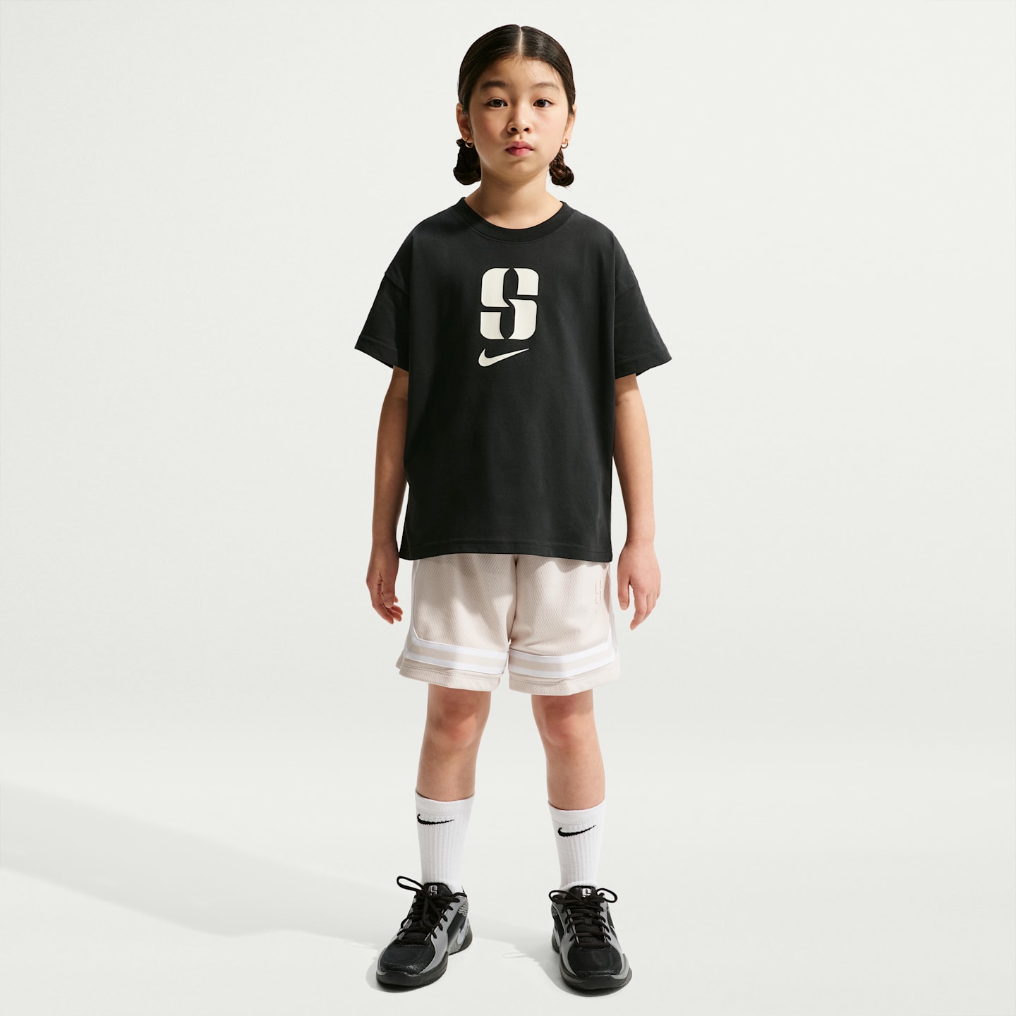 Детские футболки Nike Sabrina Kids' Dri-FIT Max90 T-Shirt — фото 6