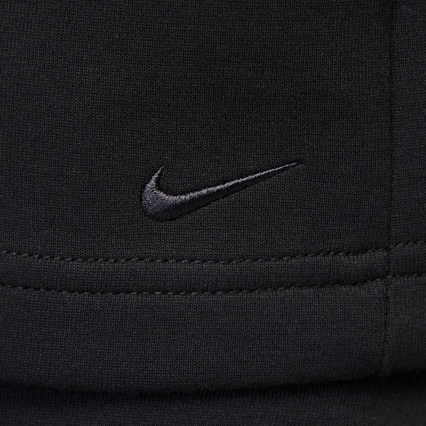 Детские брюки Nike Toddler Tech Fleece T-Shirt and Shorts Set — фото 7