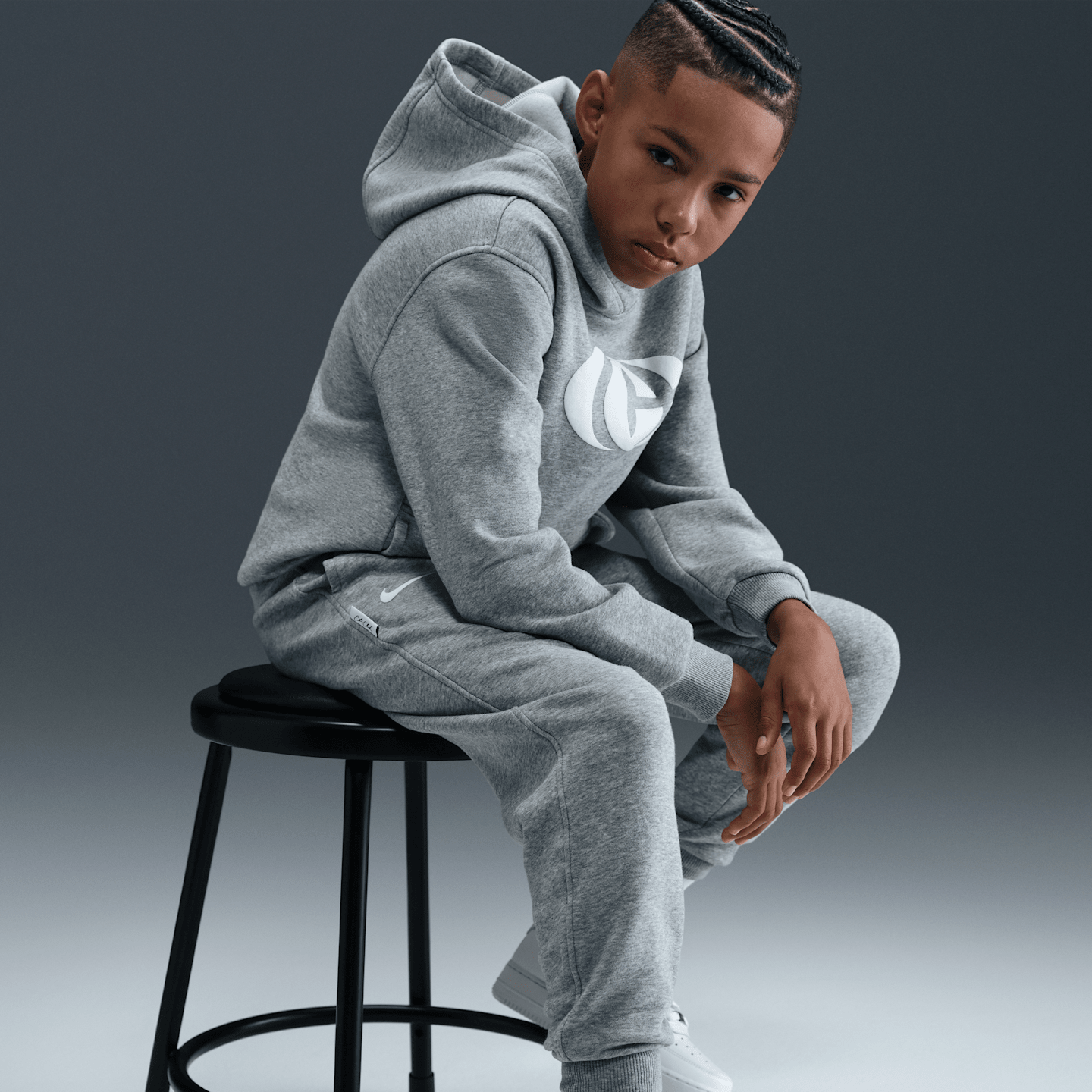 Детские брюки Nike Caitlin Clark Big Kids' Fleece Pant — фото 4