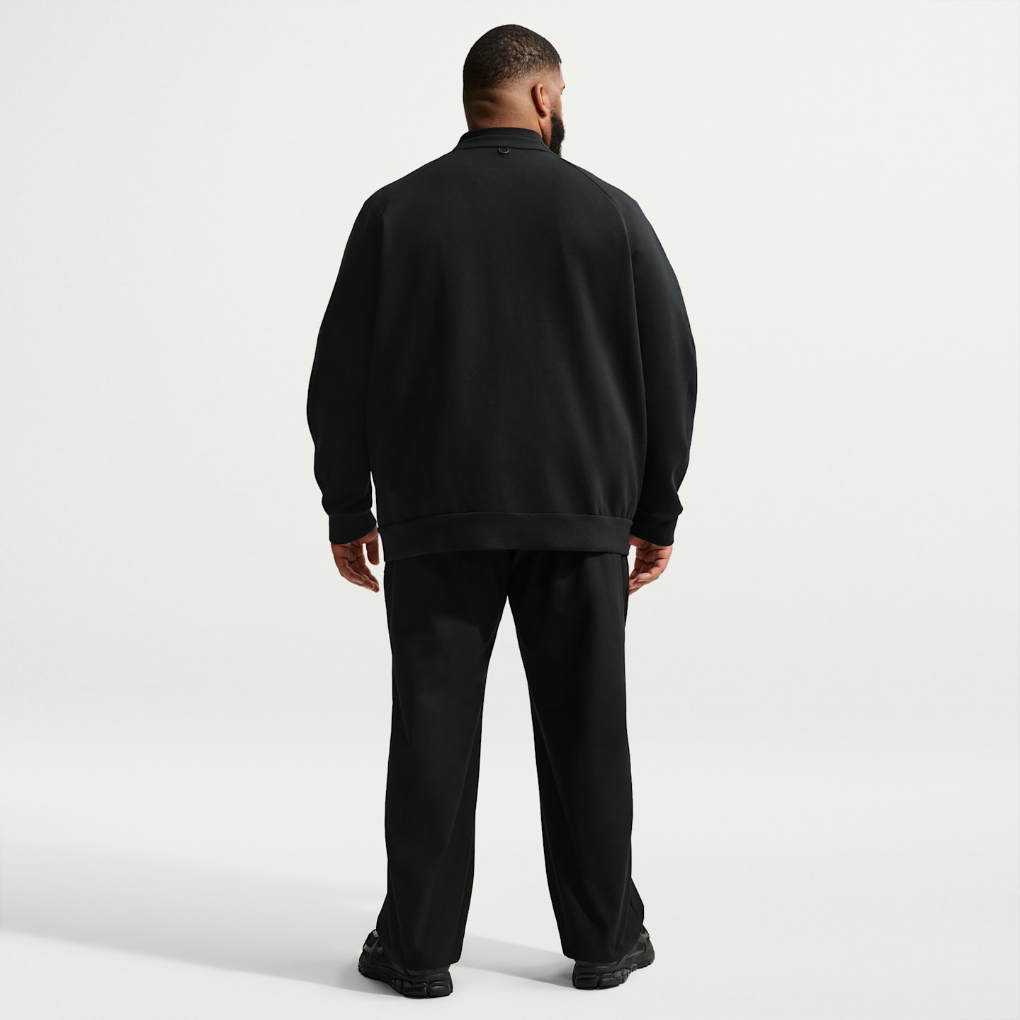 Мужские брюки Nike 24.7 PerfectStretch Men's Dri-FIT Loose-Fit Chino Trousers — фото 11