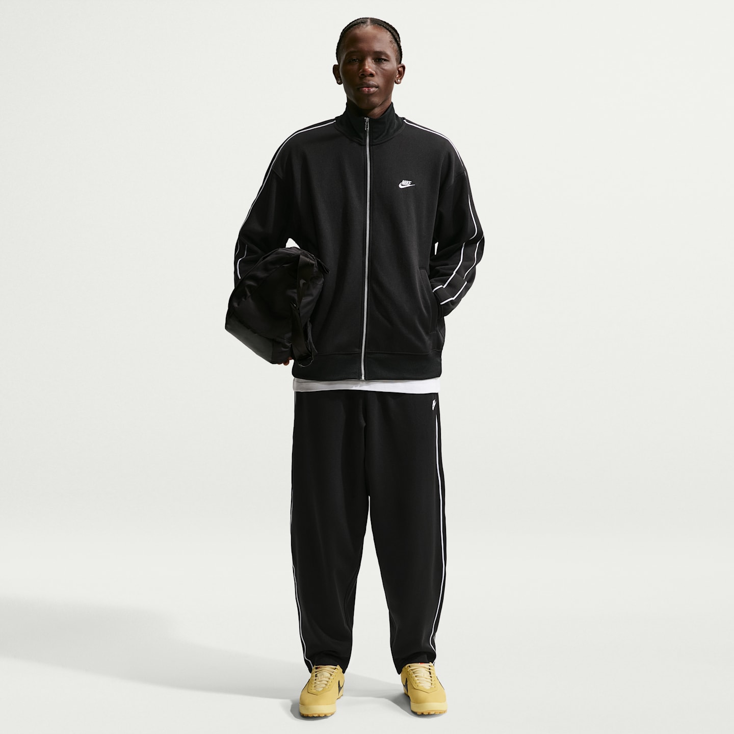Мужские куртки Nike Sportswear Club Men's Oversized Knit Track Jacket — фото 4
