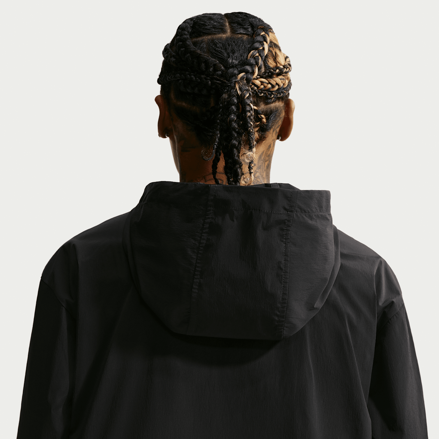 Nike One Women's UV Hooded Training Jacket — фото 2