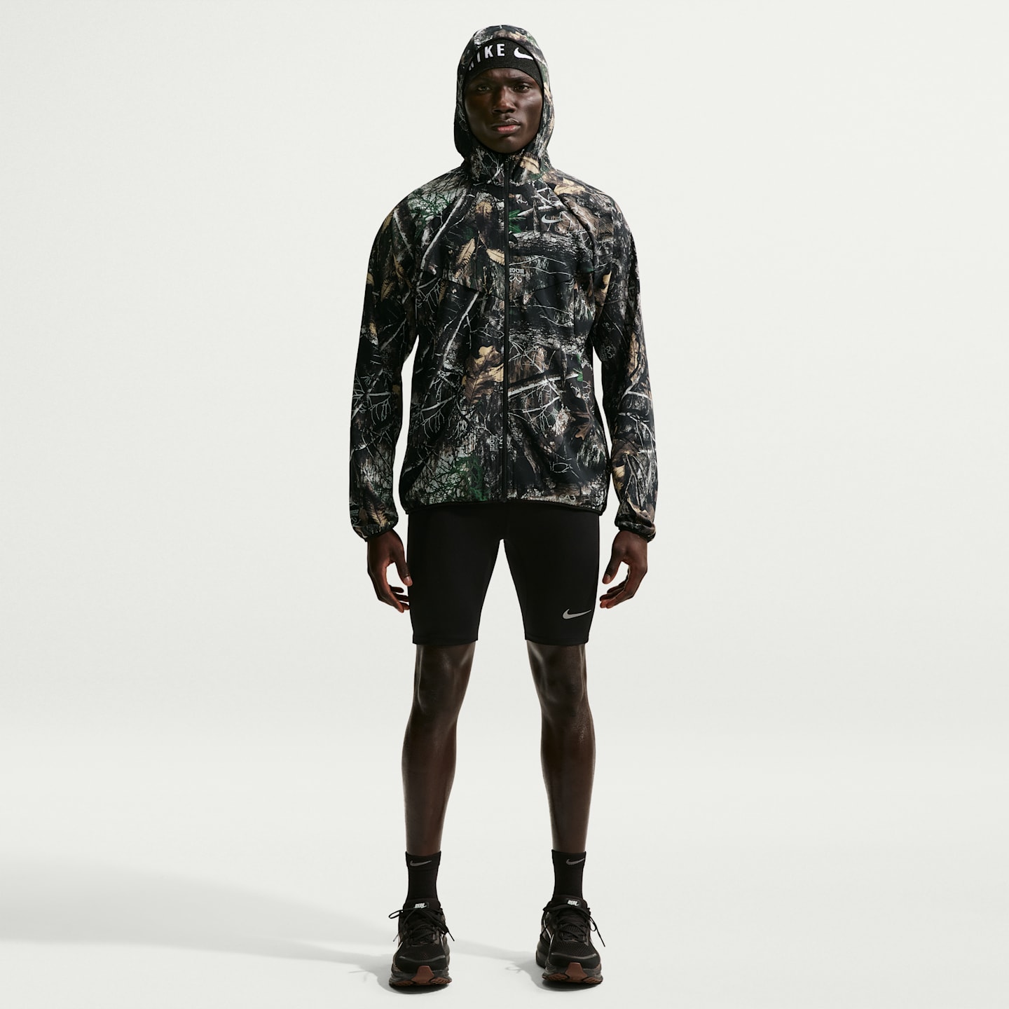 Мужские куртки Nike Stride Men's Dri-FIT Realtree® Running Jacket — фото 4