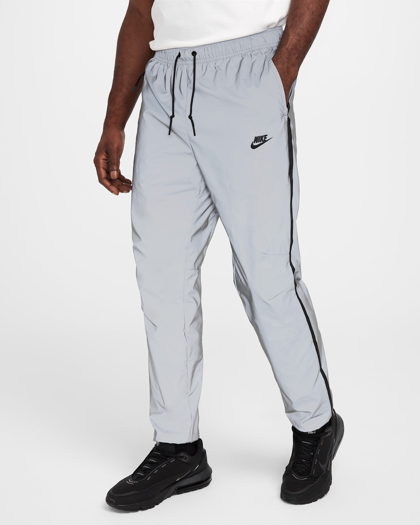 Мужские брюки Nike Tech Men's Woven Reflective Pants — фото 10