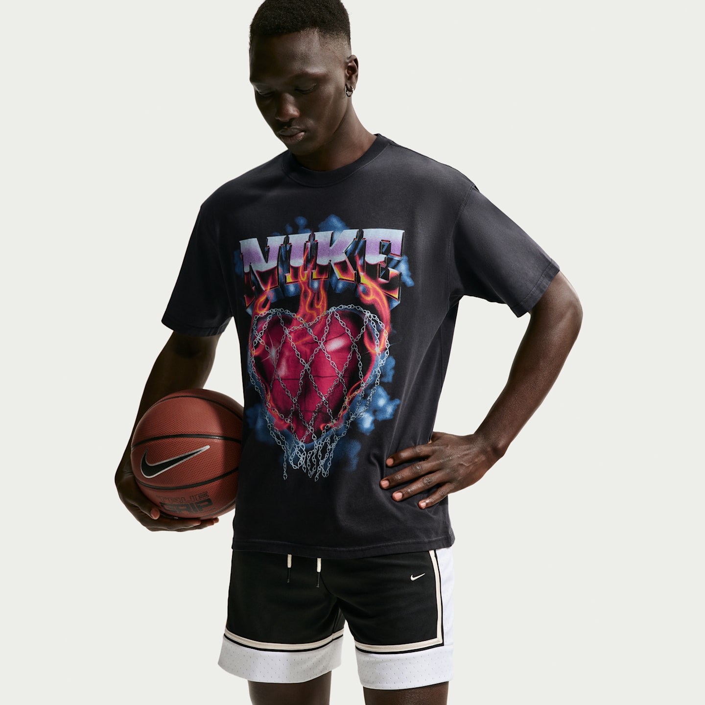 Мужские шорты Nike Standard Issue Men's Dri-FIT 6" Basketball Shorts — фото 4