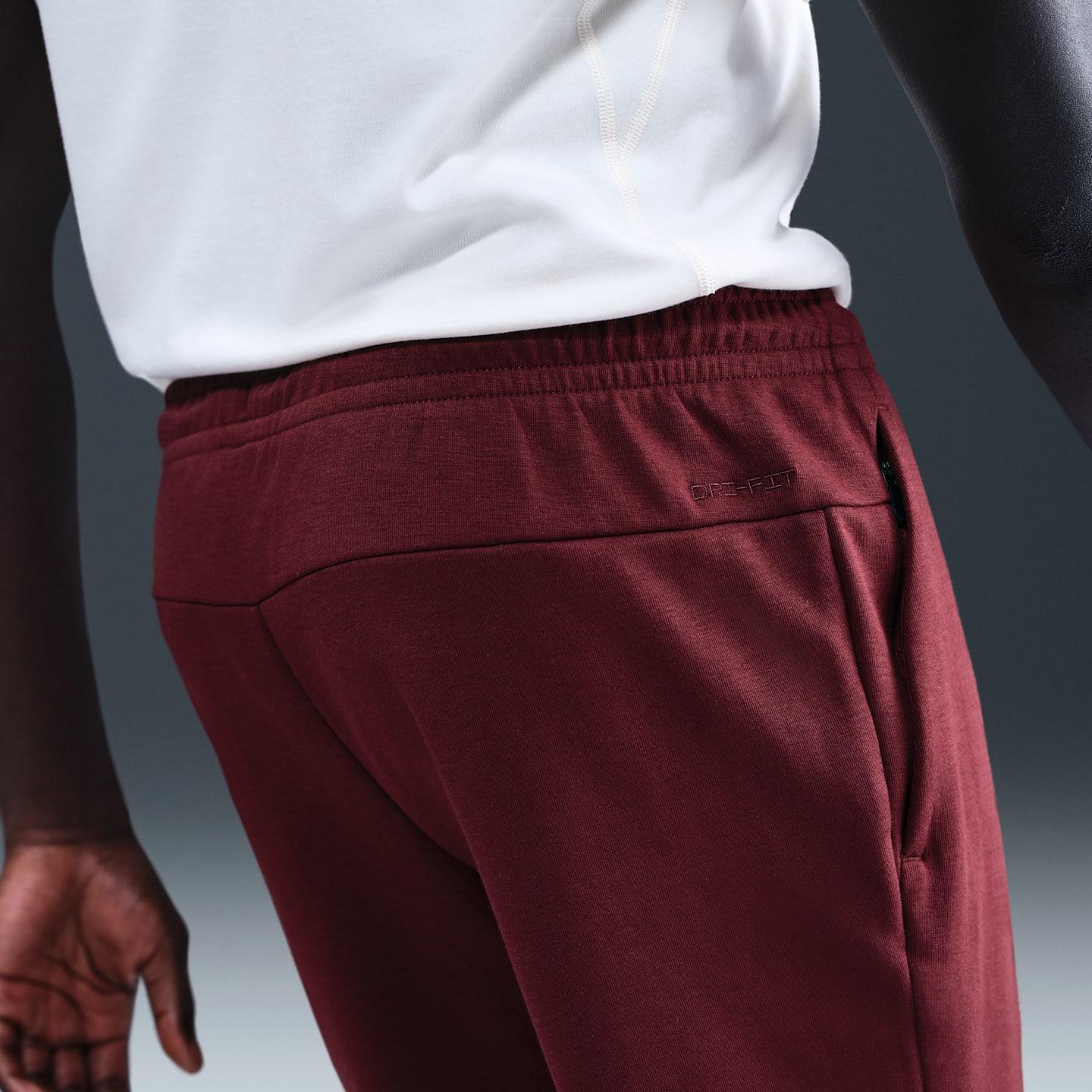 Мужские брюки Nike Primary Fleece Men's Dri-FIT UV Performance Joggers — фото 3