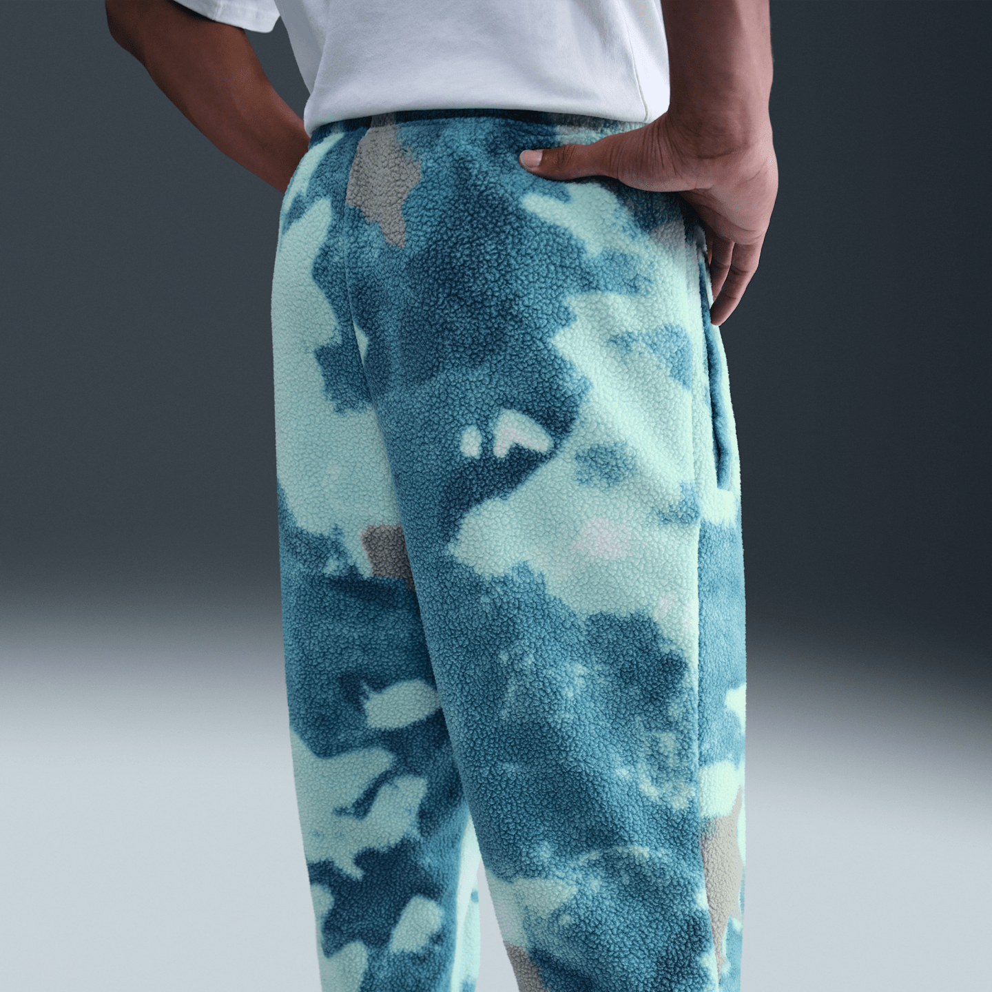 Мужские брюки Nike Men's Therma-FIT Sherpa Basketball Pants — фото 3
