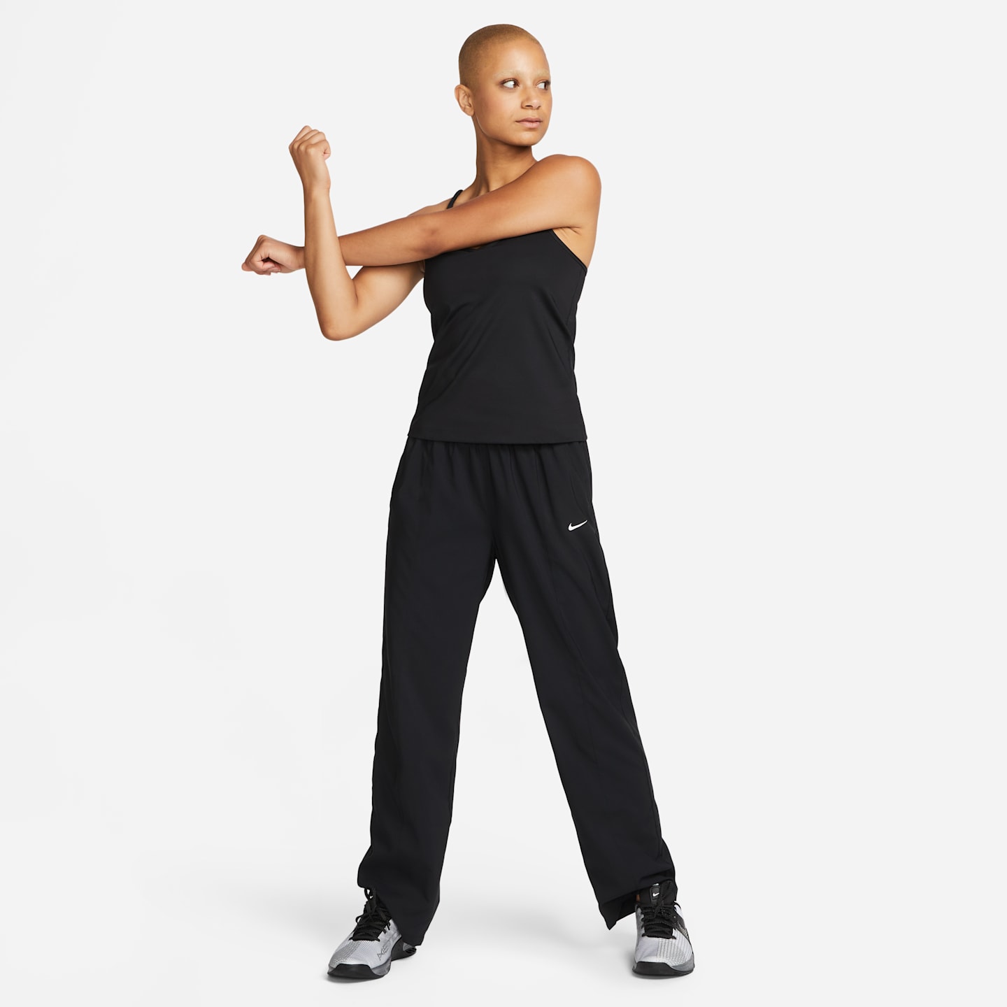 Женские брюки Nike Dri-FIT One Women's Ultra High-Waisted Pants — фото 4