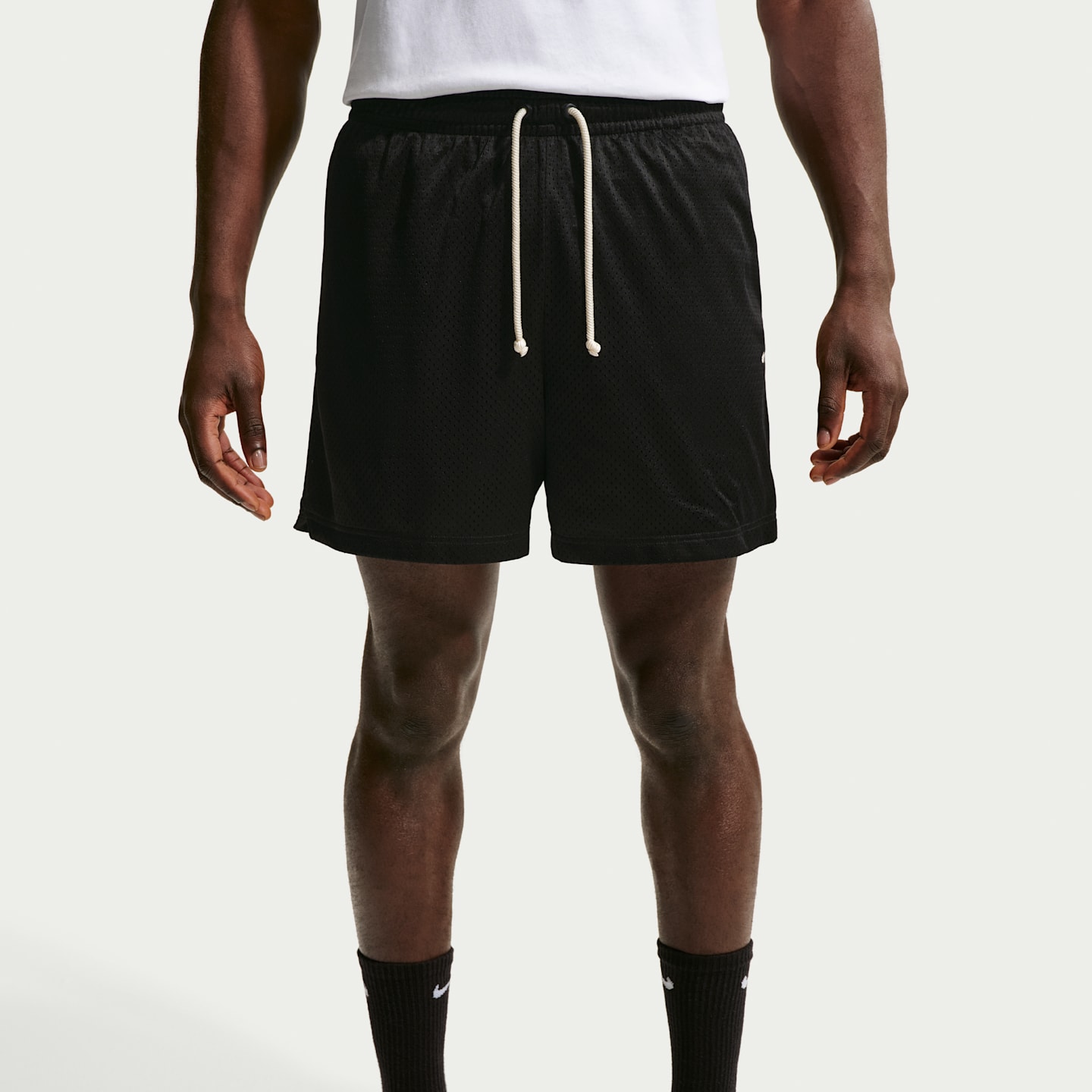 Мужские шорты Nike Standard Issue Men's 5" Practice Mesh Basketball Shorts — фото 2