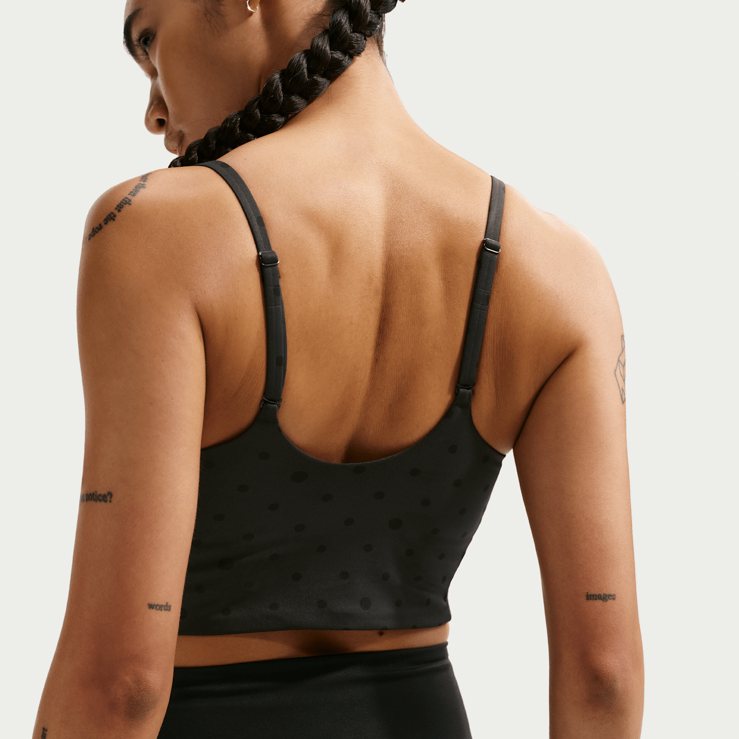 Спортивное бра One, уплотнённая чашка, лёгкая поддержка — Nike — фото 2