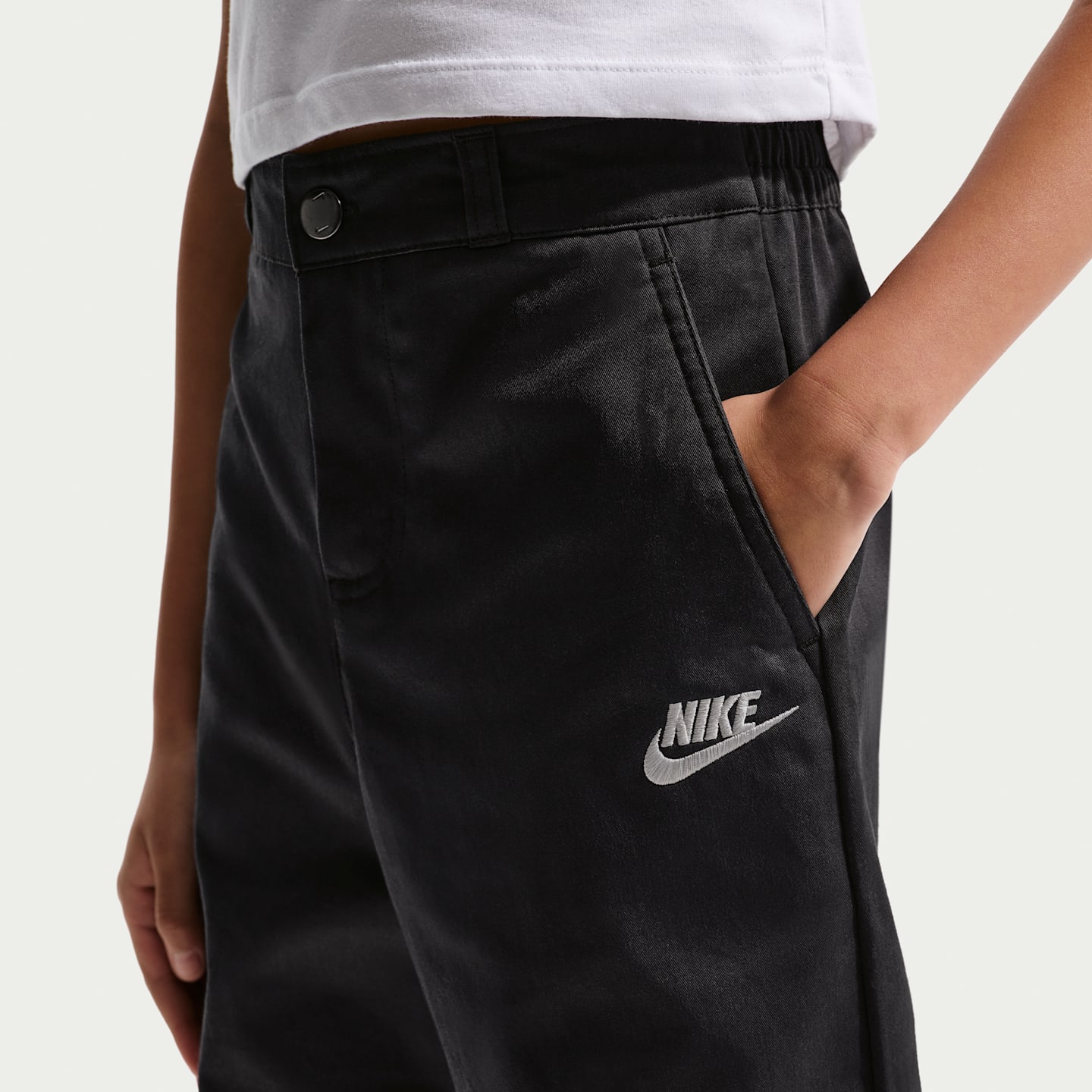 Детские брюки Nike Sportswear Club Big Kids' Woven Everyday Pants — фото 3